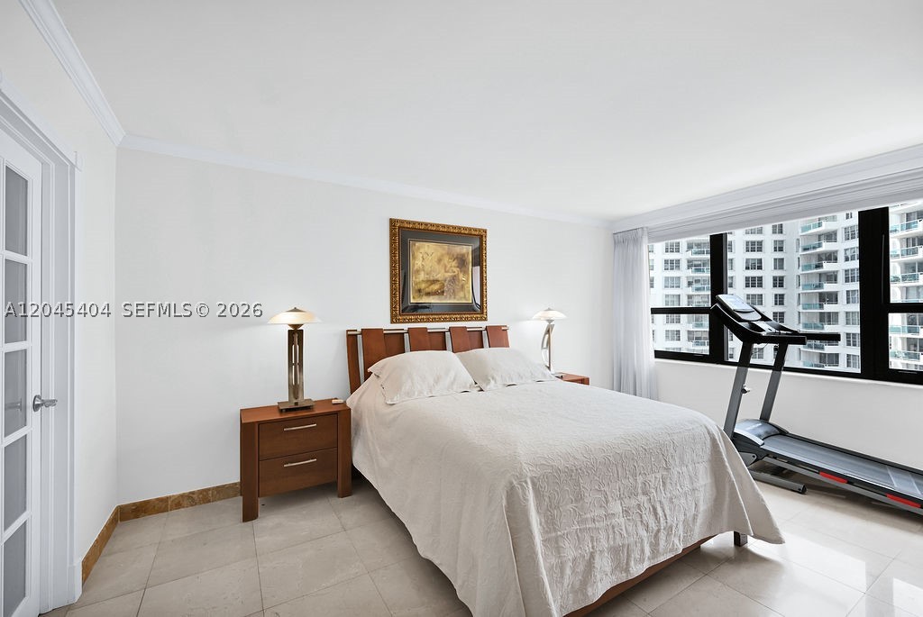 THE ALEXANDER CONDO - Residential
