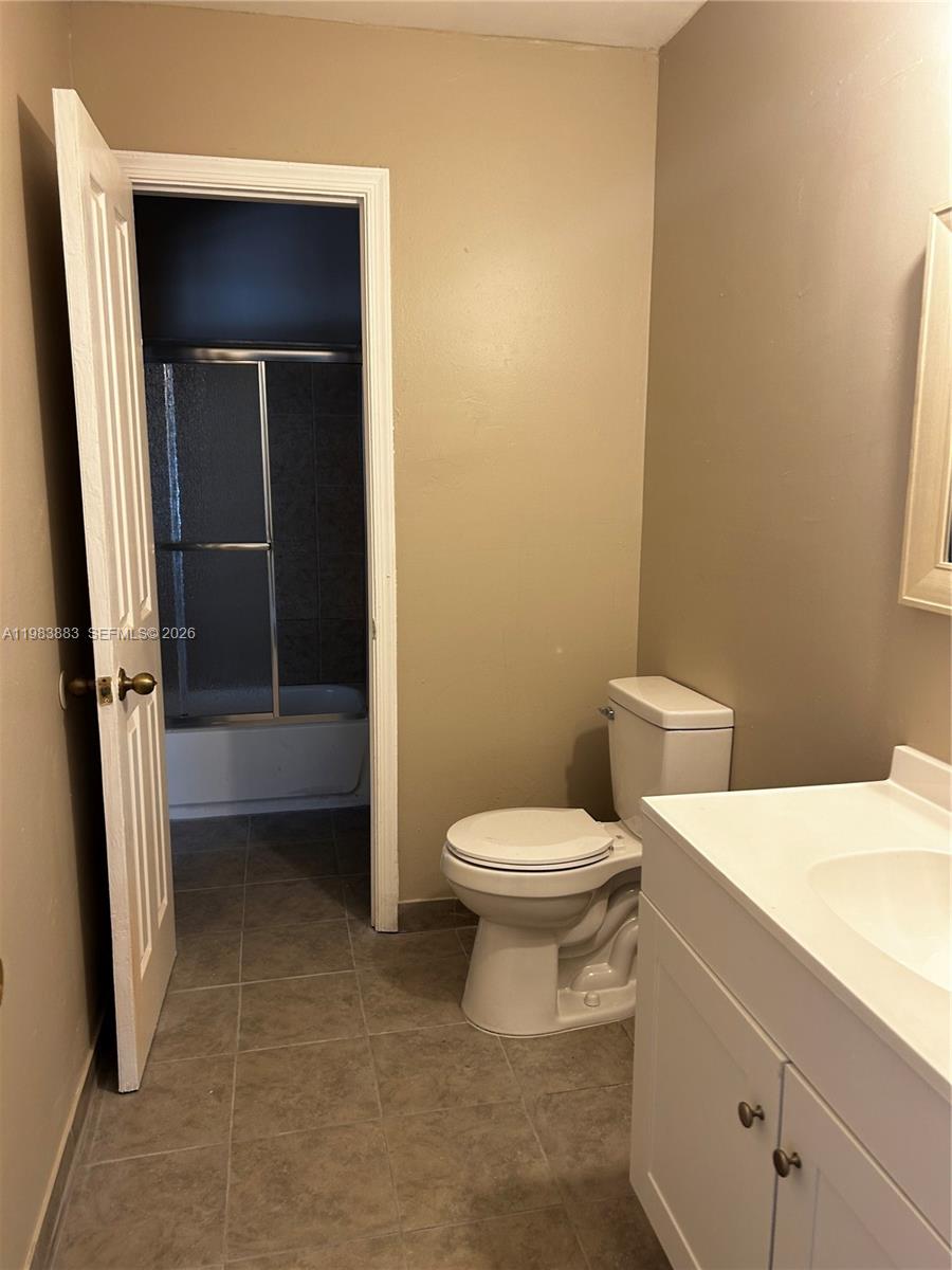 TAM O SHANTER VILLAS SEC - Residential