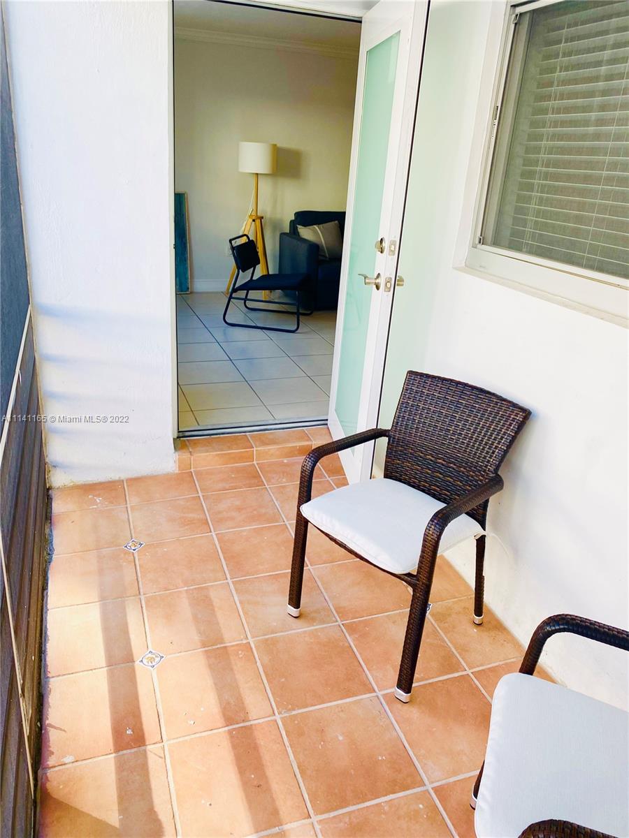 KEY BISCAYNE VI CONDO - Residential Lease