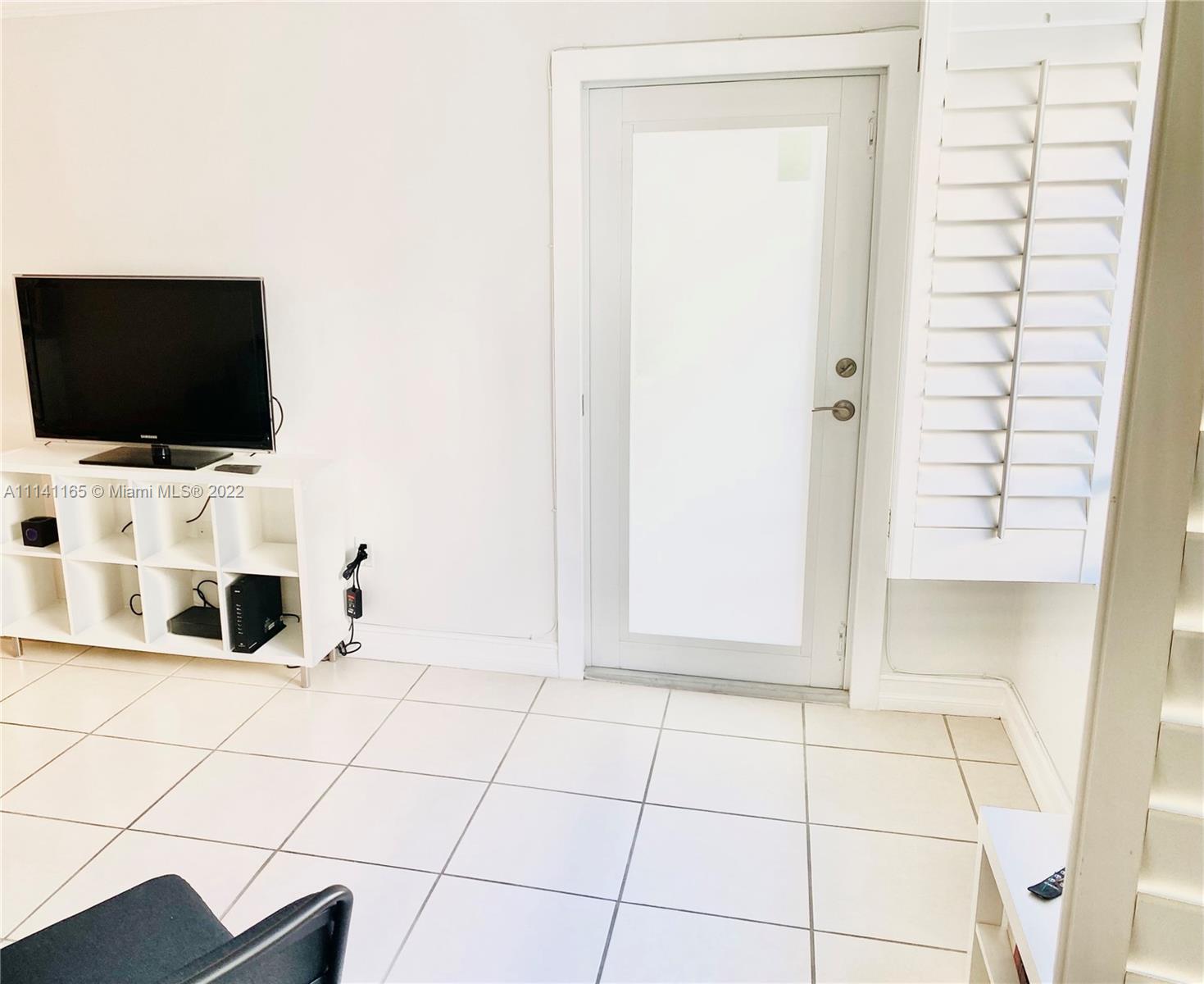 KEY BISCAYNE VI CONDO - Residential Lease