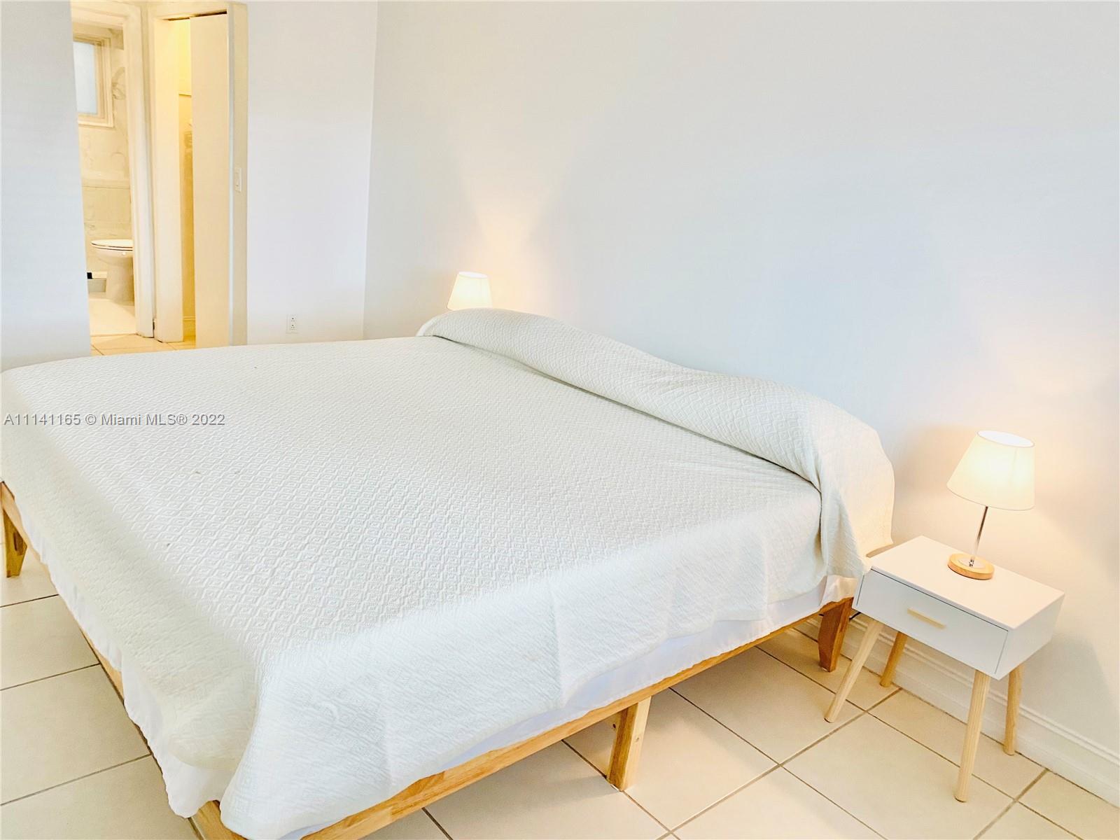 KEY BISCAYNE VI CONDO - Residential Lease
