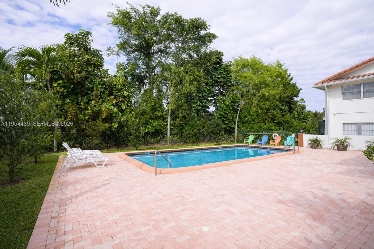 VILLAS AT CORAL SPRINGS - Residential