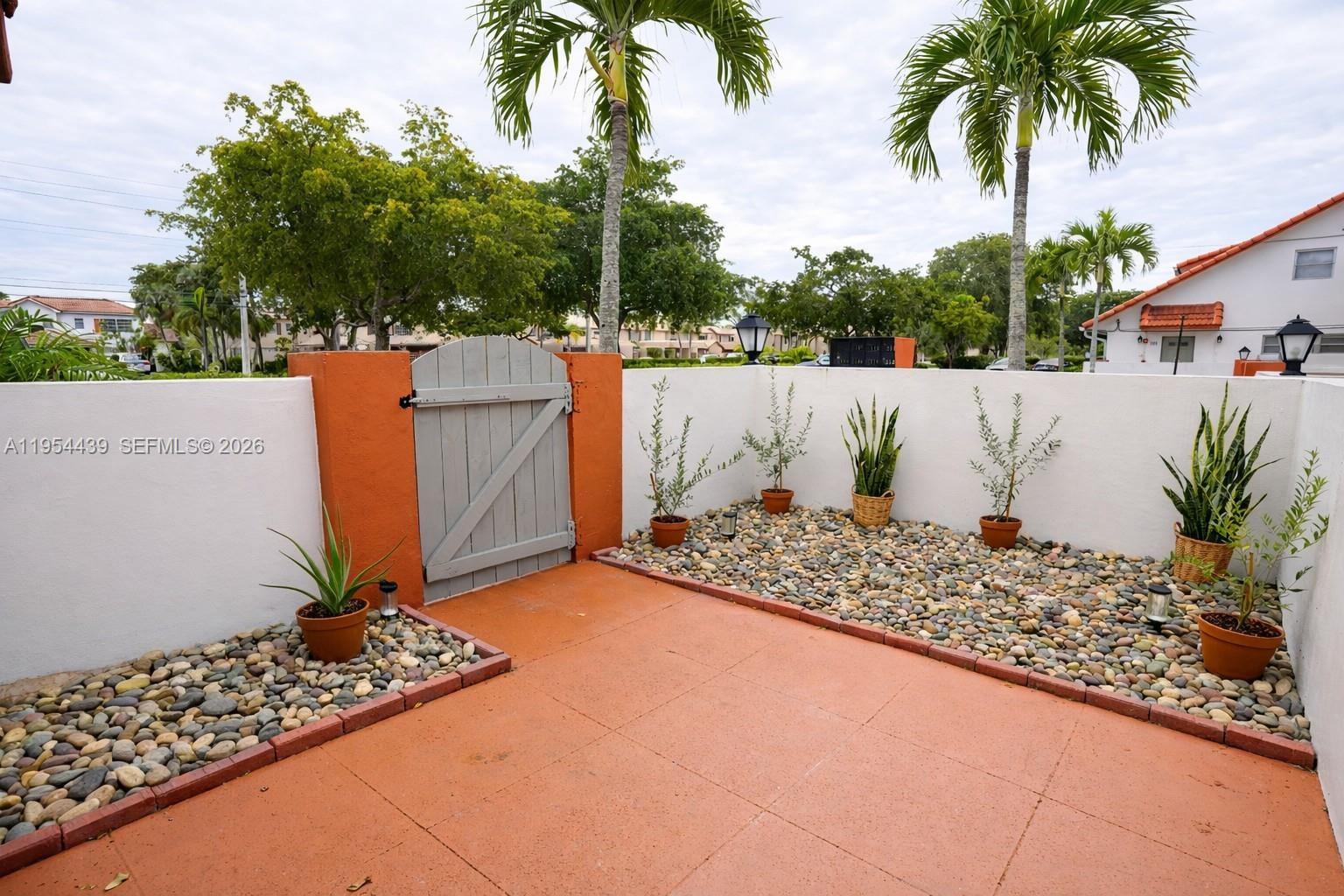 VILLAS AT CORAL SPRINGS - Residential