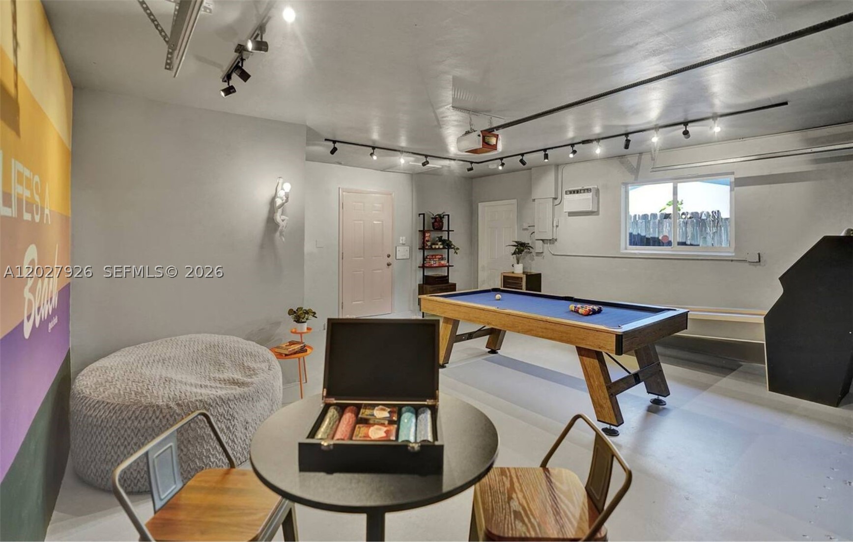 Imperial Point - Residential Lease