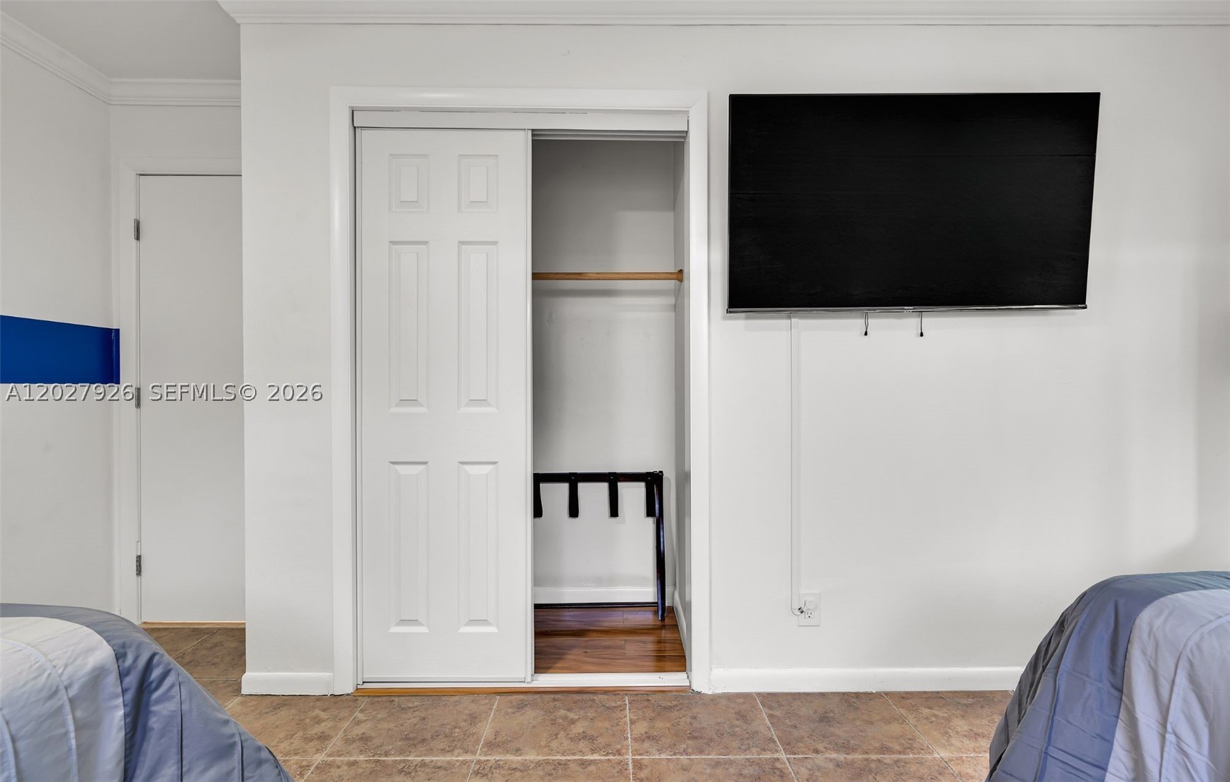 Imperial Point - Residential Lease