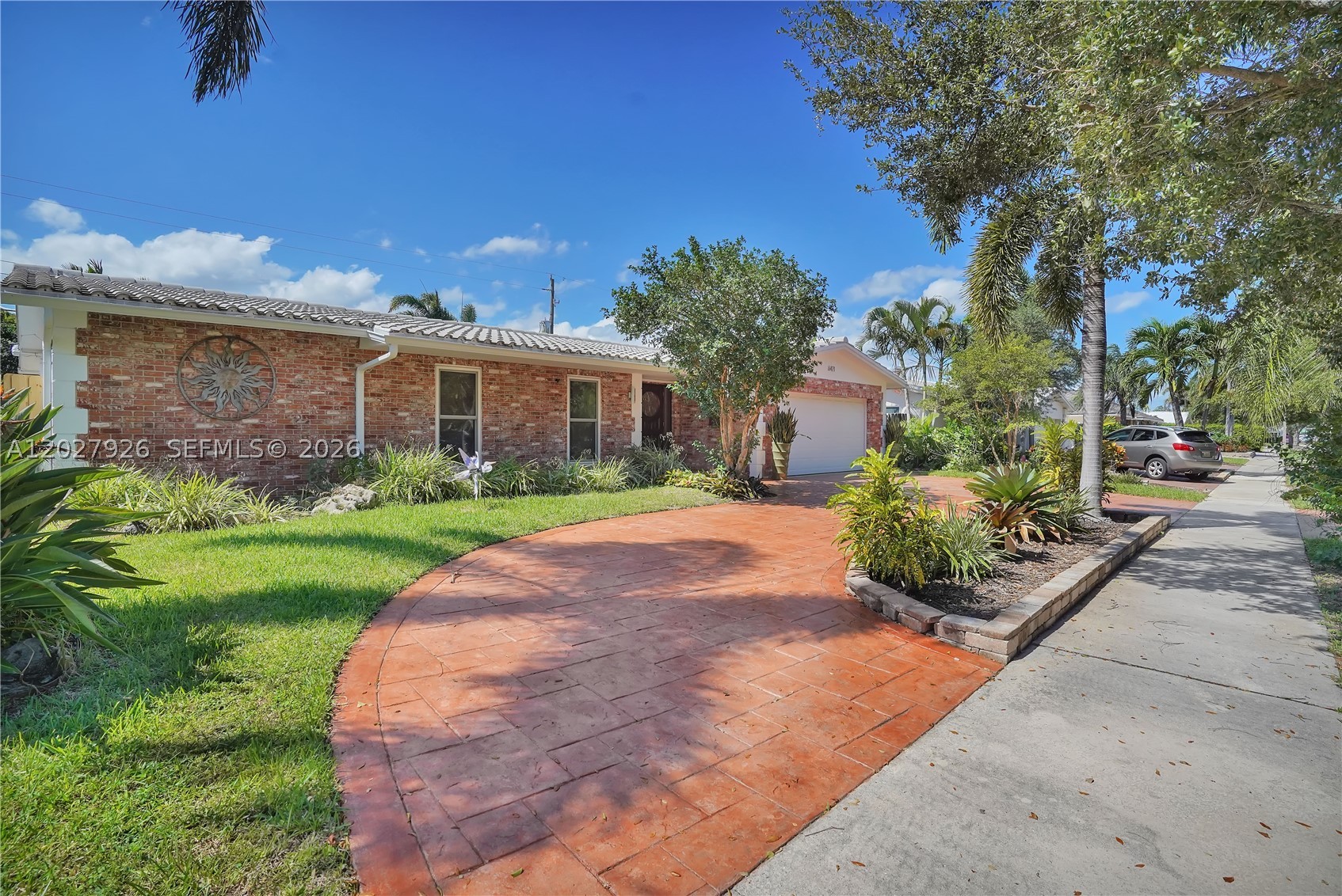 Imperial Point - Residential Lease