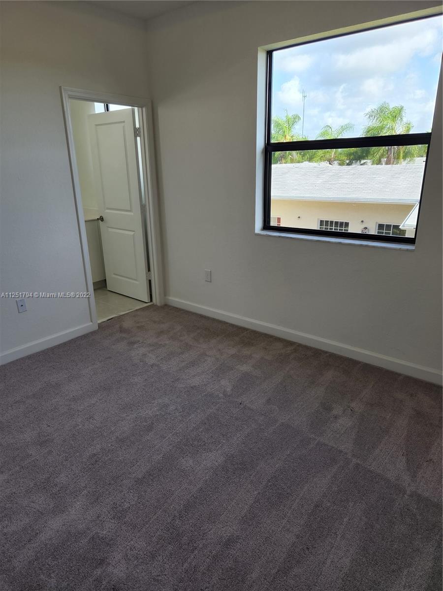 VIA VENTURA NEIGHBORHOOD - Residential Lease
