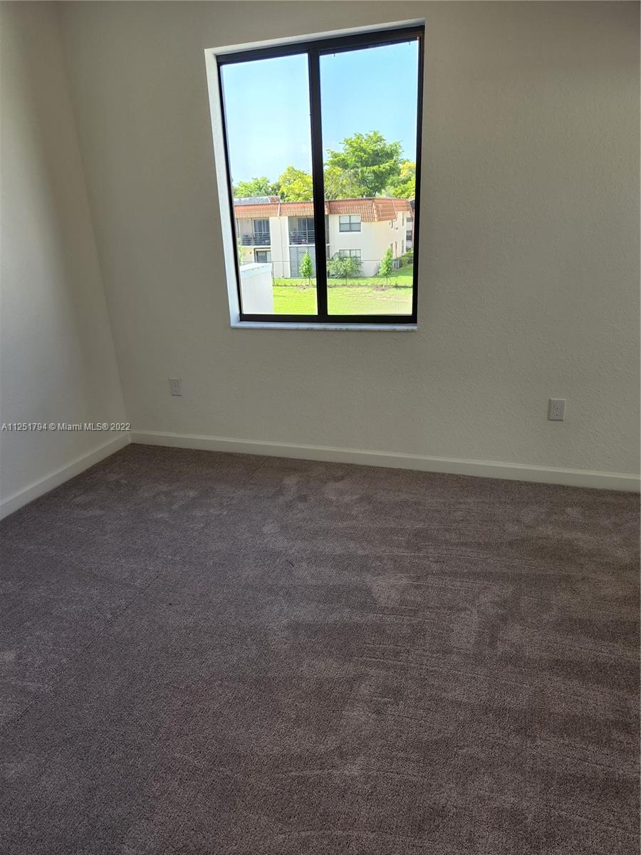 VIA VENTURA NEIGHBORHOOD - Residential Lease