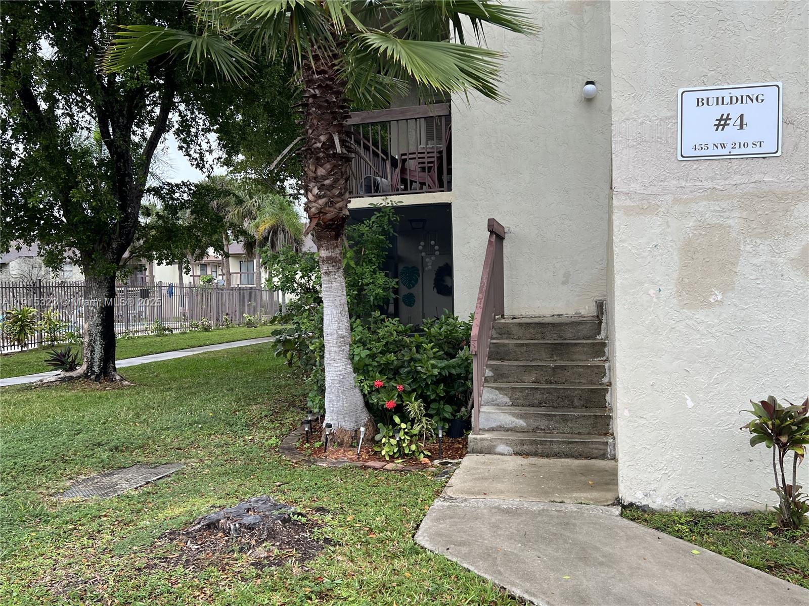 MCARTHUR PARK MISTY LK CO - Residential