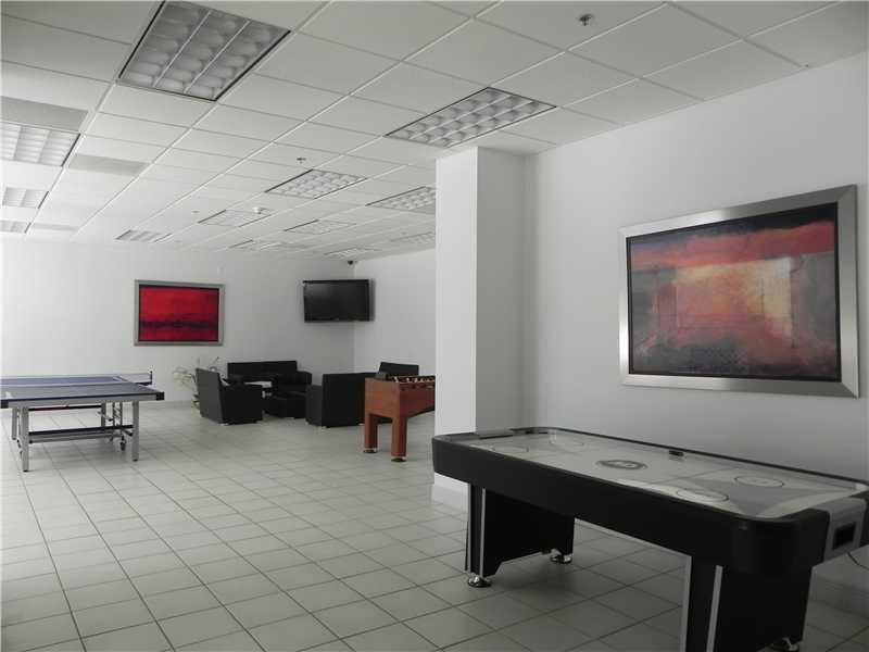 BRICKELL BAY PLAZA CONDO - Residential Lease