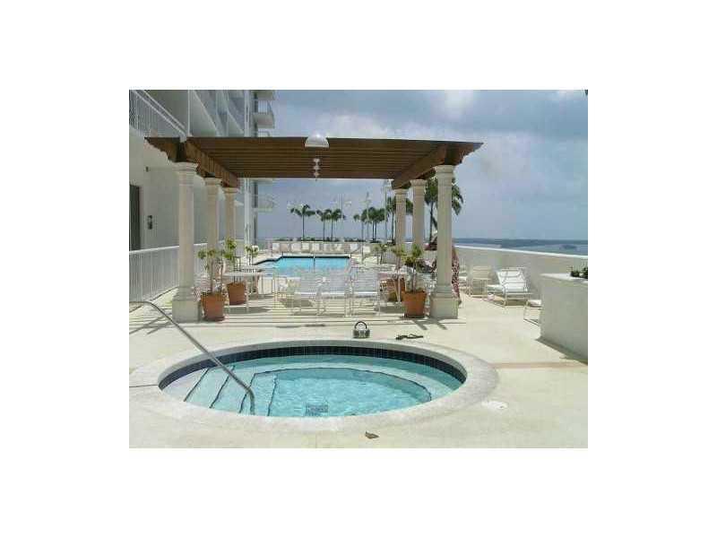 BRICKELL BAY PLAZA CONDO - Residential Lease