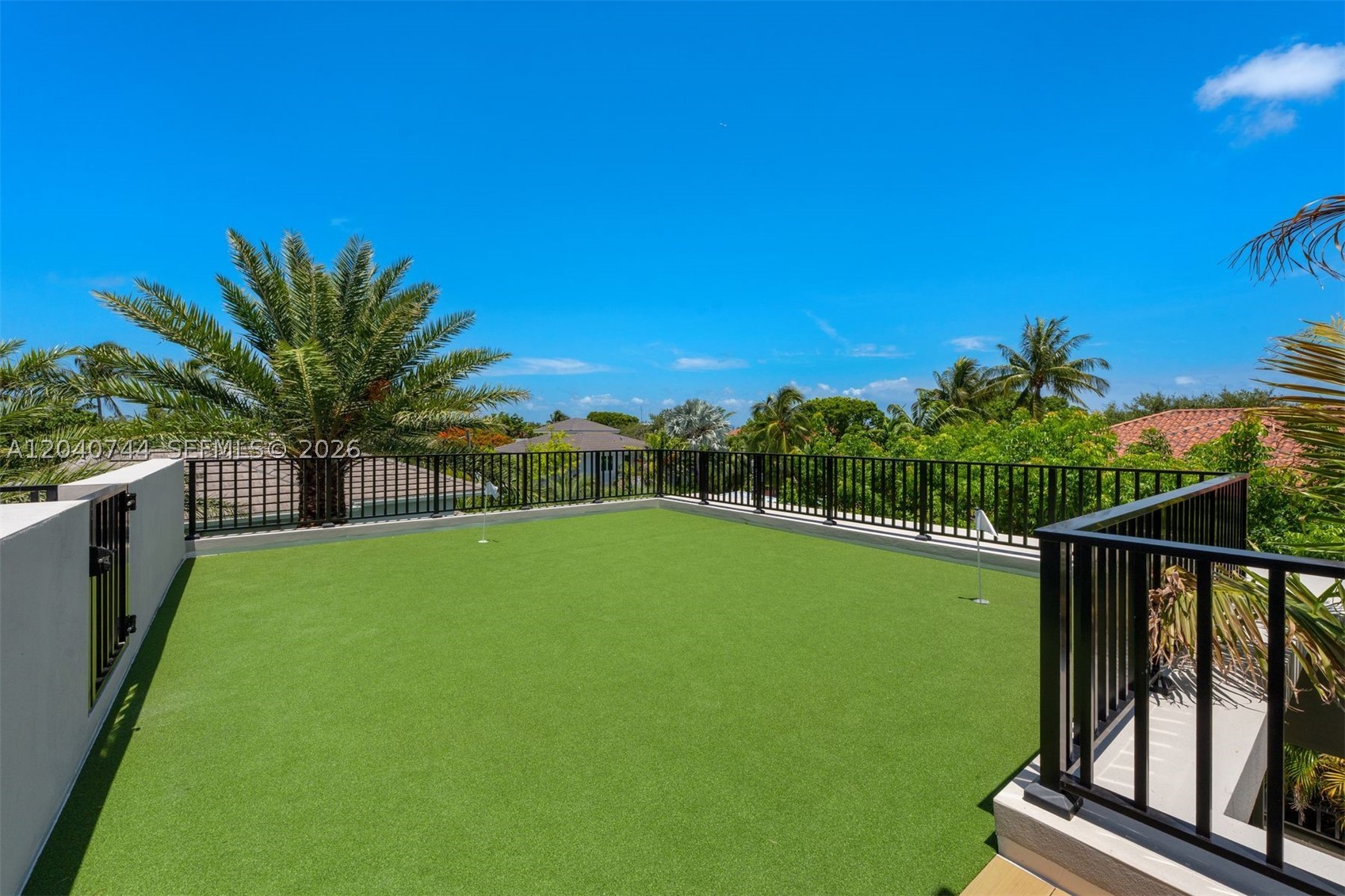 TROPICAL ISLE HOMES SUB 4 - Residential