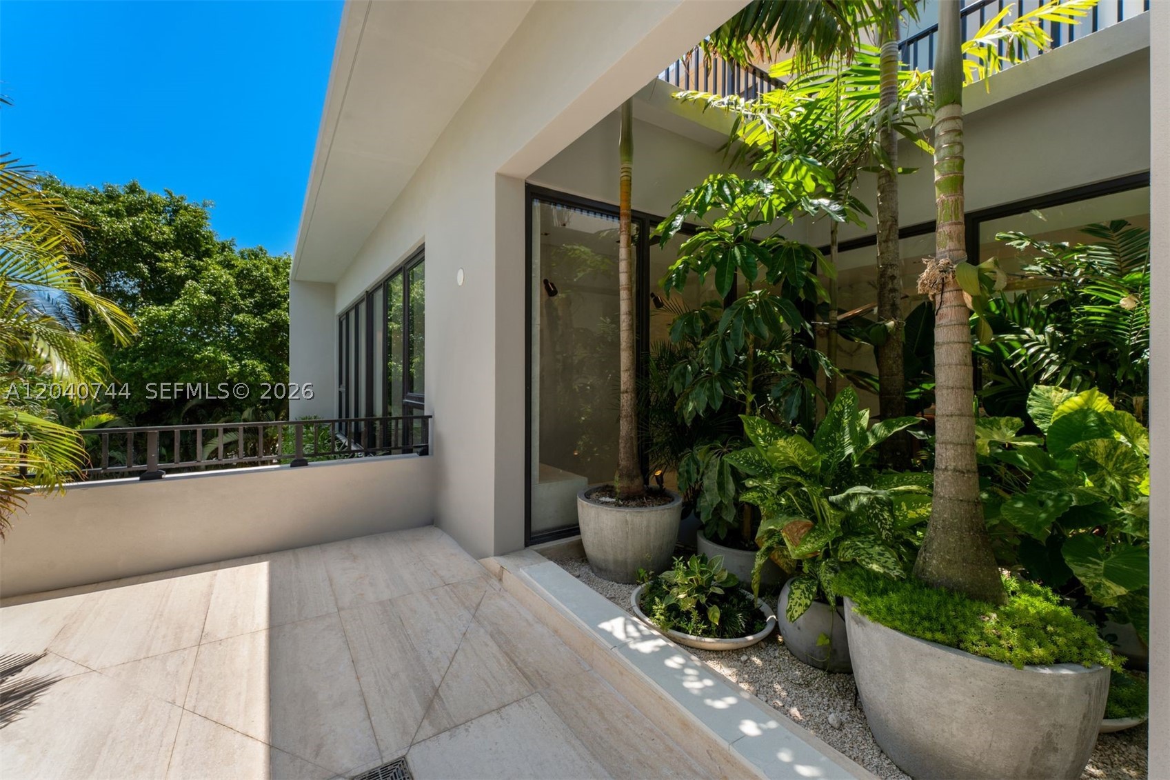 TROPICAL ISLE HOMES SUB 4 - Residential