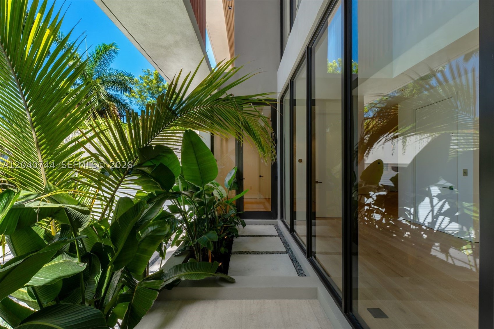 TROPICAL ISLE HOMES SUB 4 - Residential