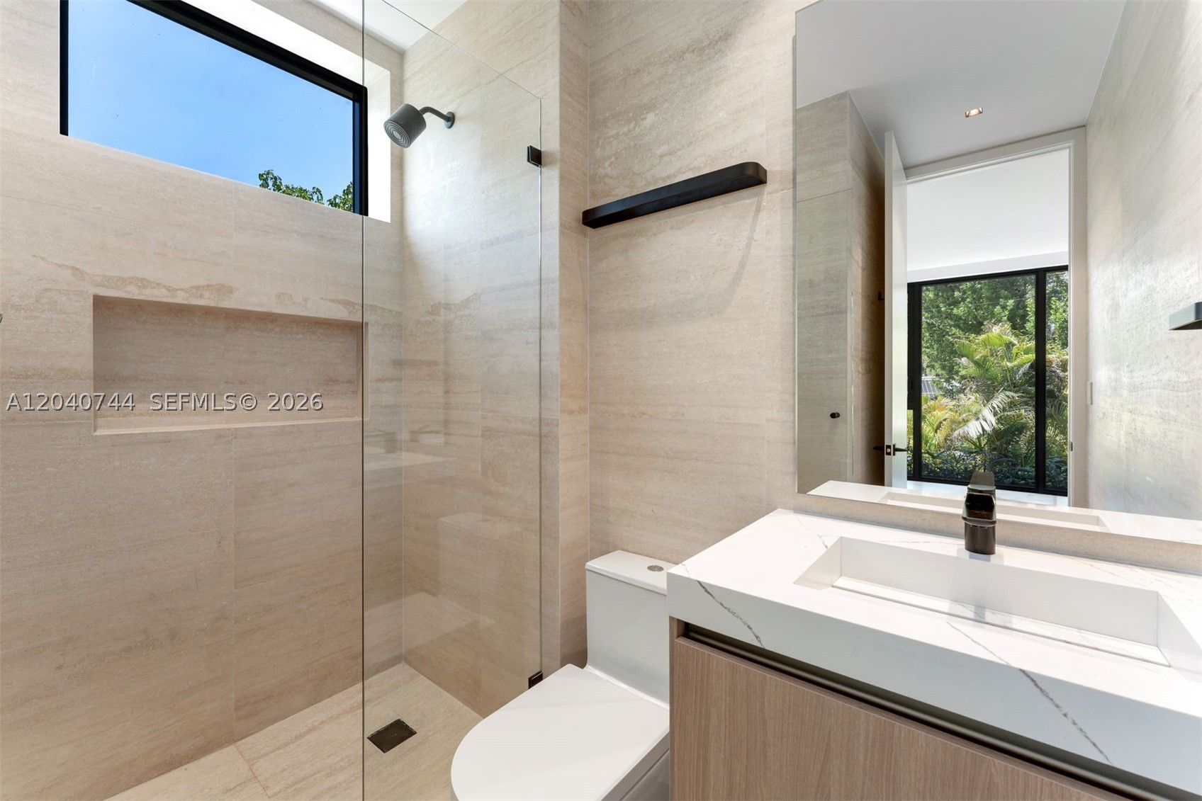 TROPICAL ISLE HOMES SUB 4 - Residential