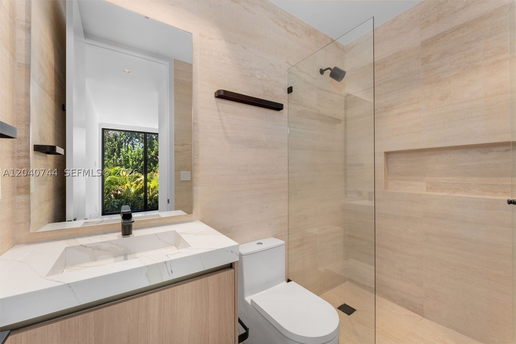 TROPICAL ISLE HOMES SUB 4 - Residential
