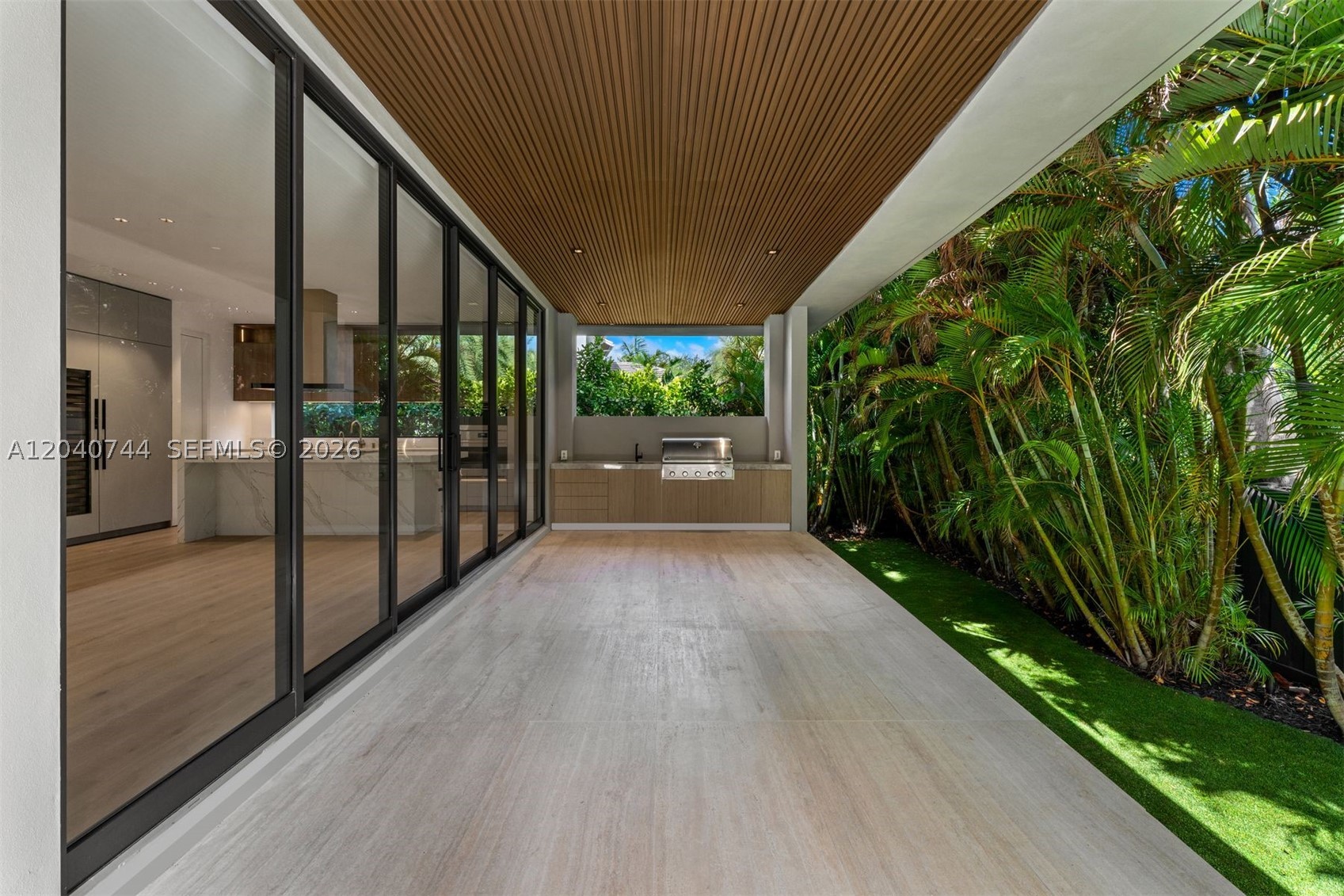 TROPICAL ISLE HOMES SUB 4 - Residential