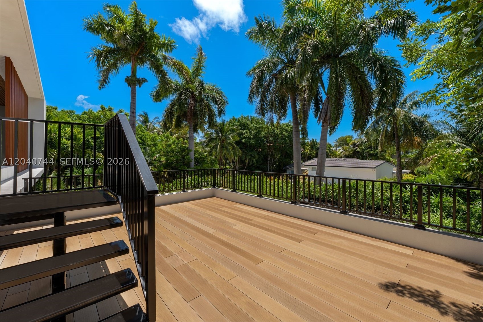 TROPICAL ISLE HOMES SUB 4 - Residential