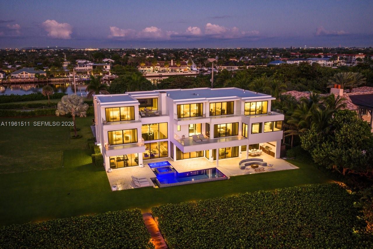HILLSBORO MILE - Residential