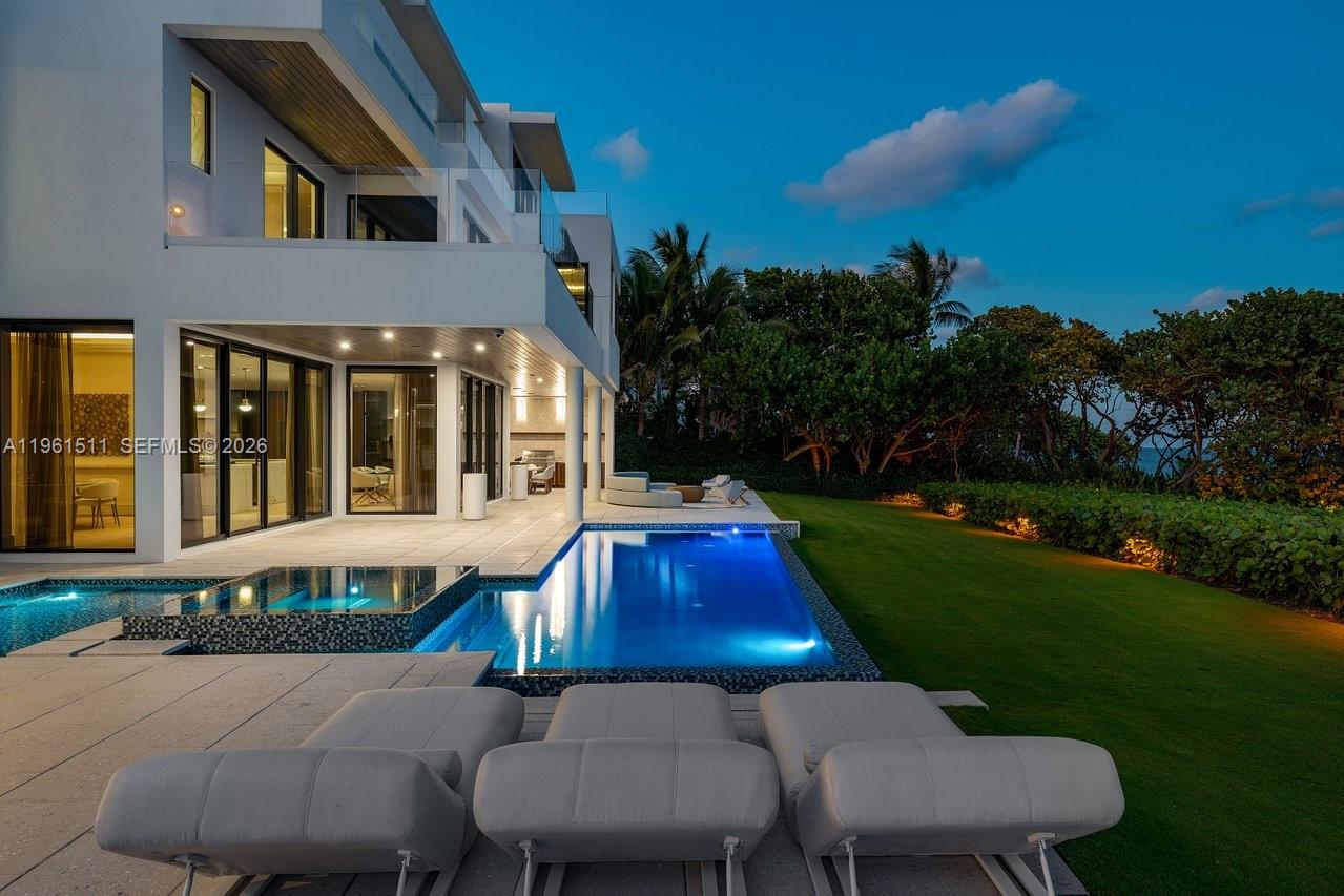 HILLSBORO MILE - Residential