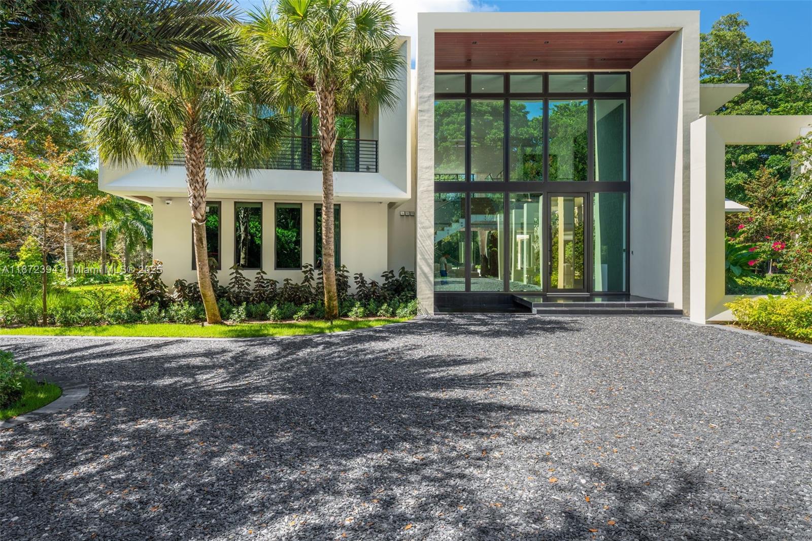 JOURNEYS END ESTATES - Residential