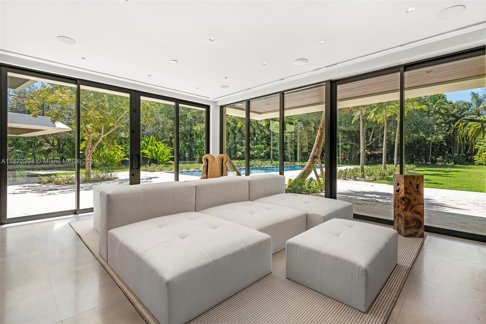 JOURNEYS END ESTATES - Residential