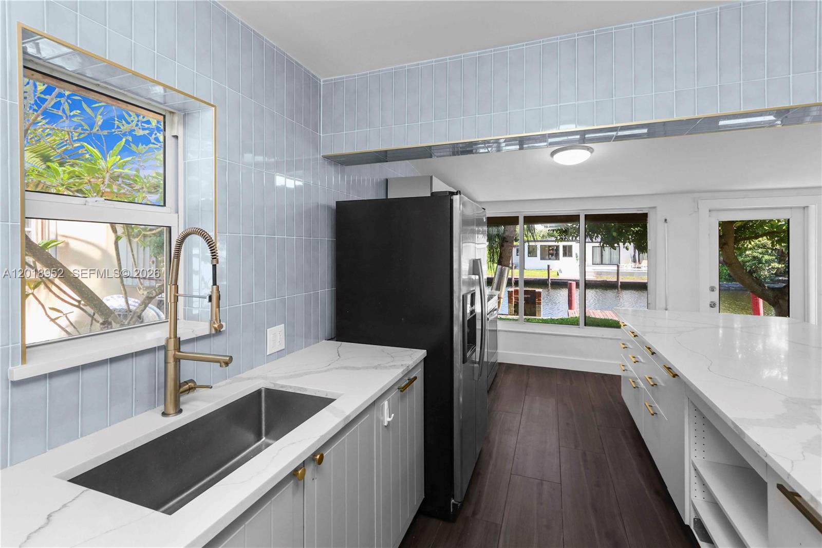 SOUTH NEW RIVER ISLES SEC - Residential
