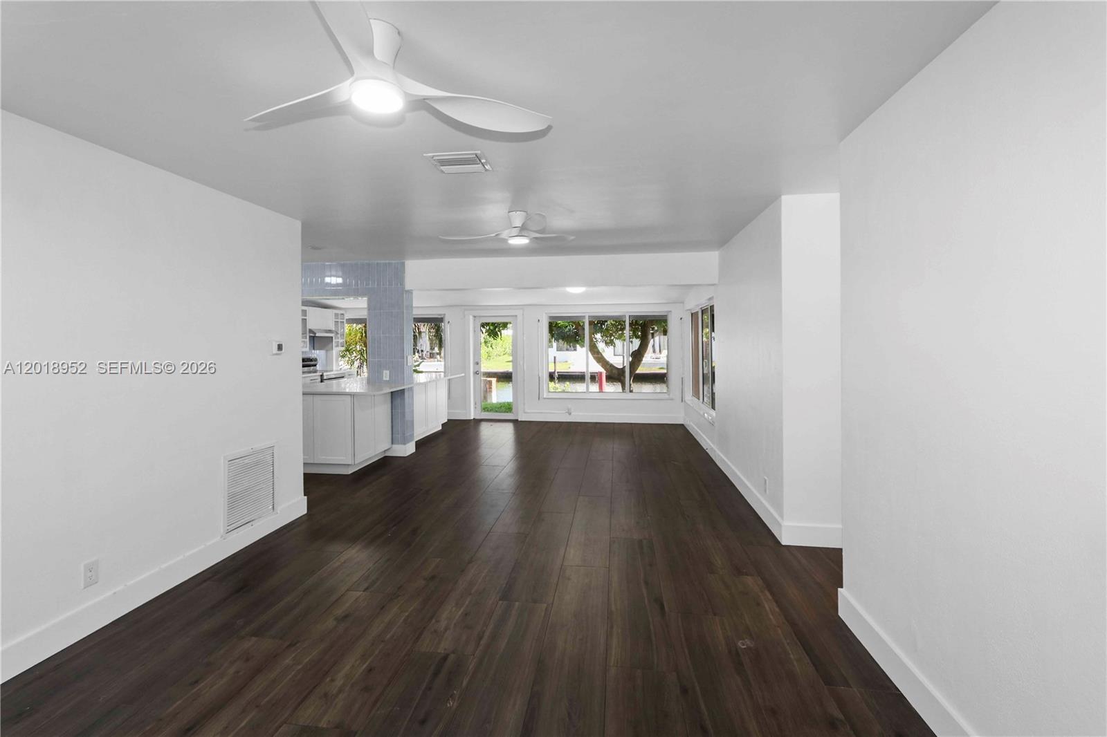SOUTH NEW RIVER ISLES SEC - Residential