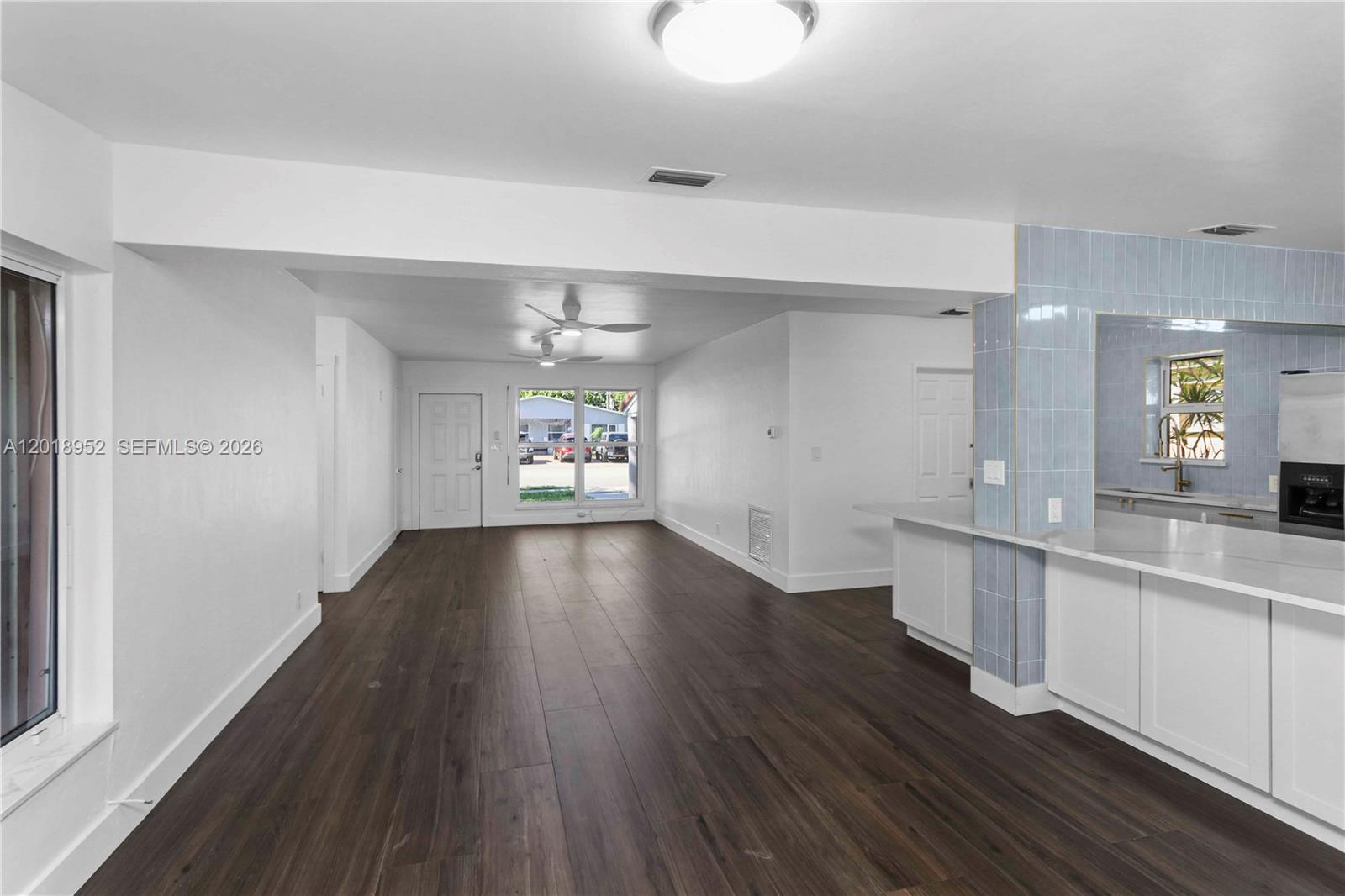 SOUTH NEW RIVER ISLES SEC - Residential