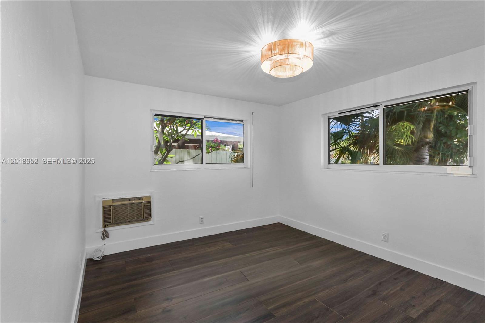 SOUTH NEW RIVER ISLES SEC - Residential