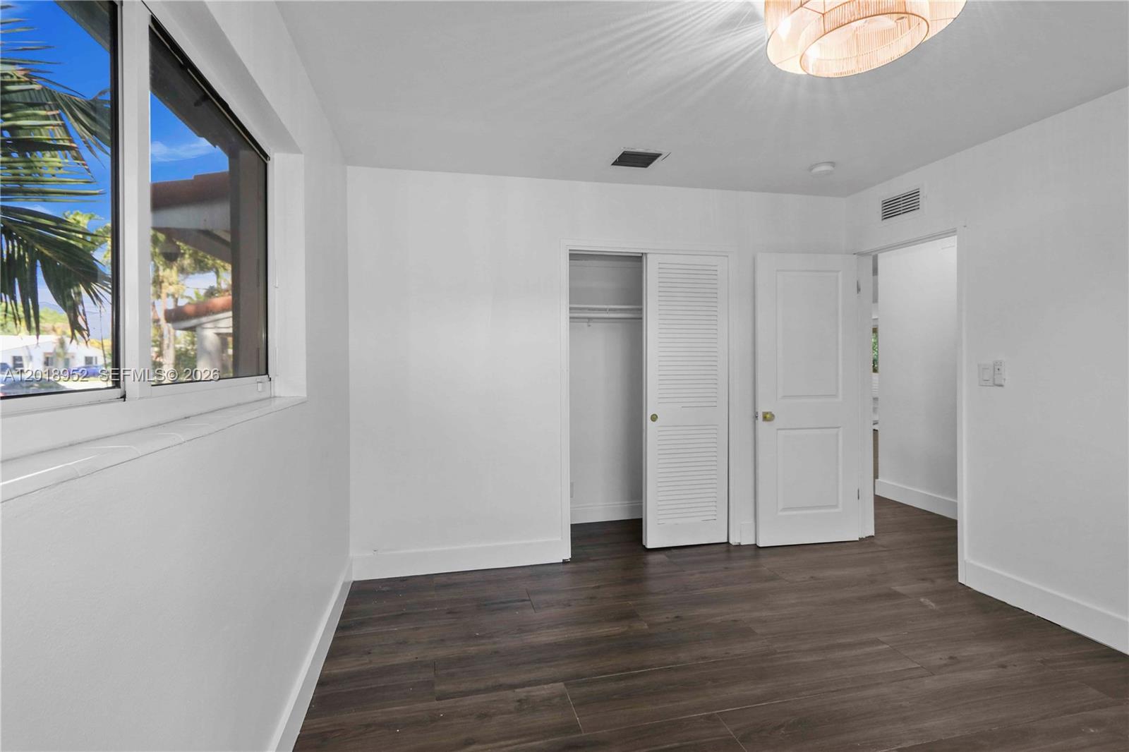 SOUTH NEW RIVER ISLES SEC - Residential