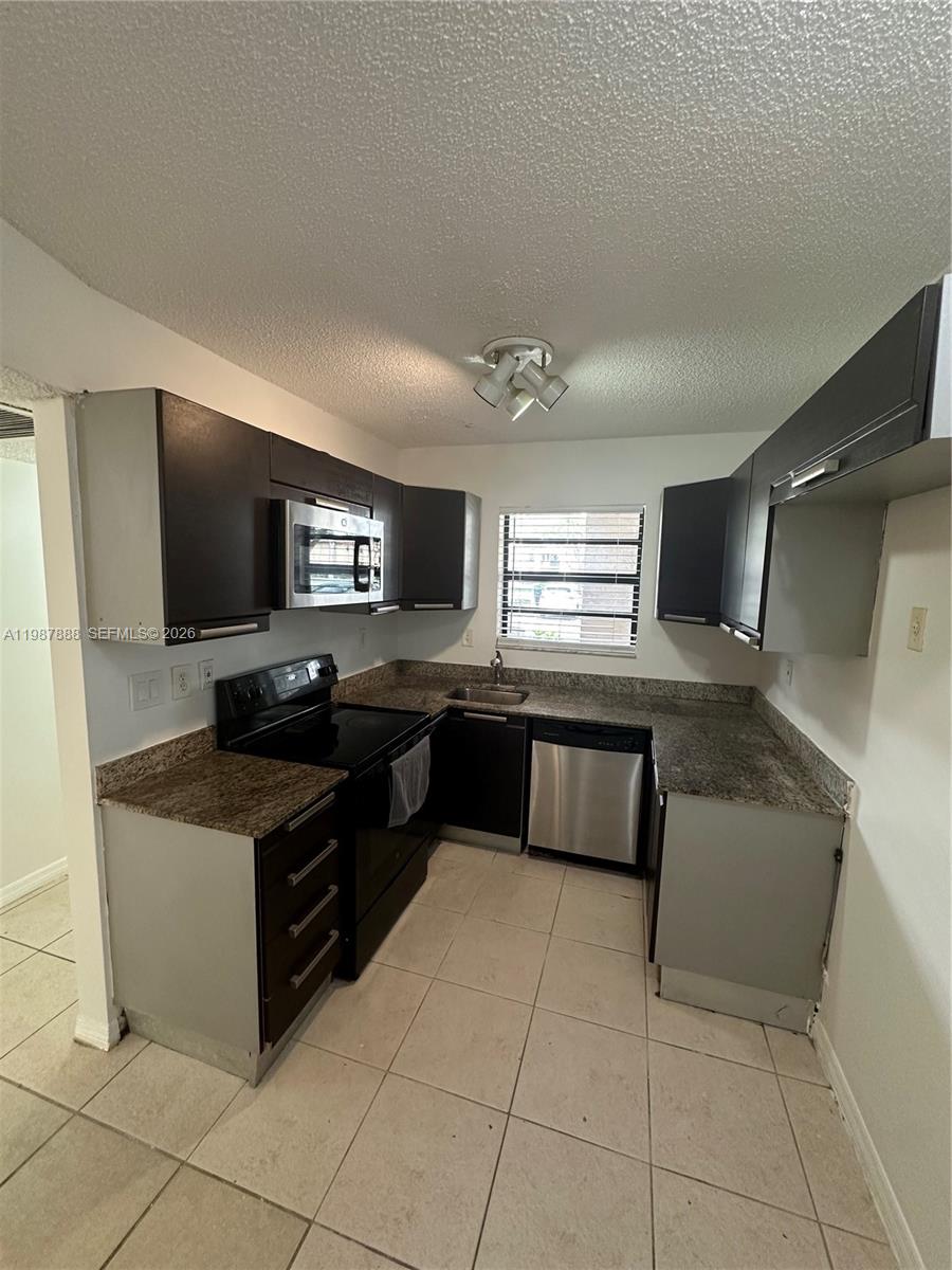 BLUE CORAL CONDO - Residential