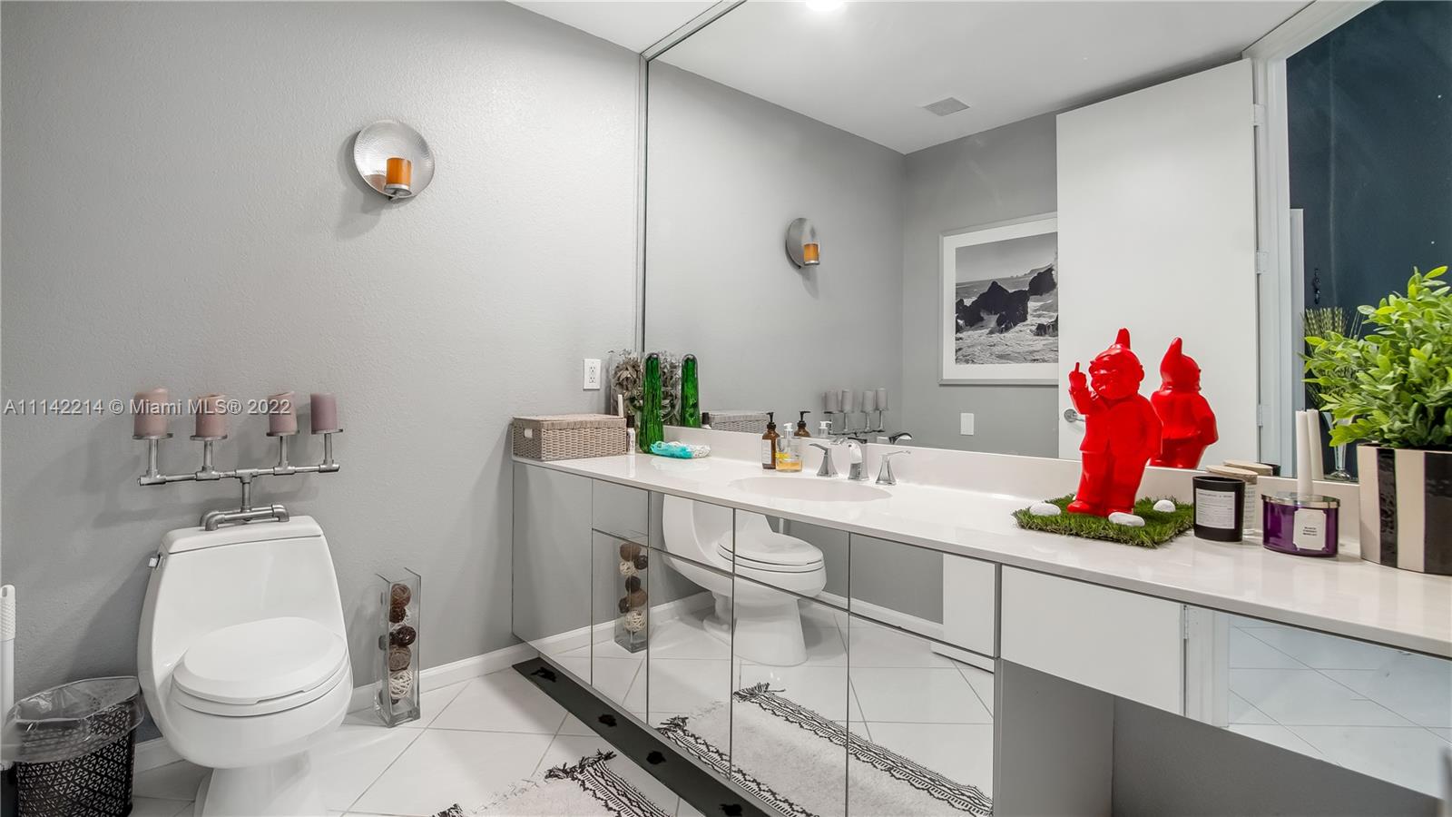 HOLLYWOOD LAKES COUNTRY C - Residential