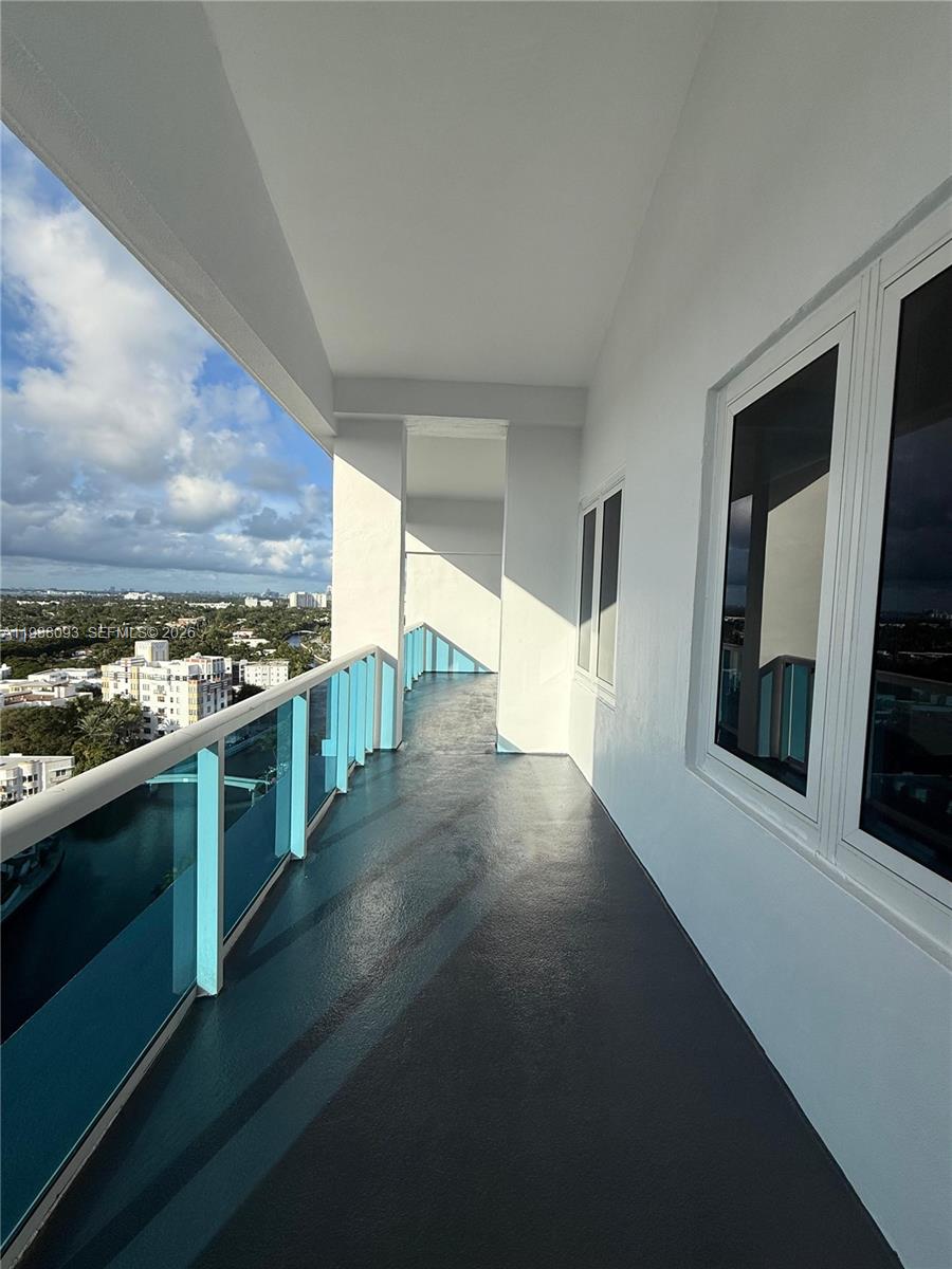 RONEY PALACE CONDO - Residential