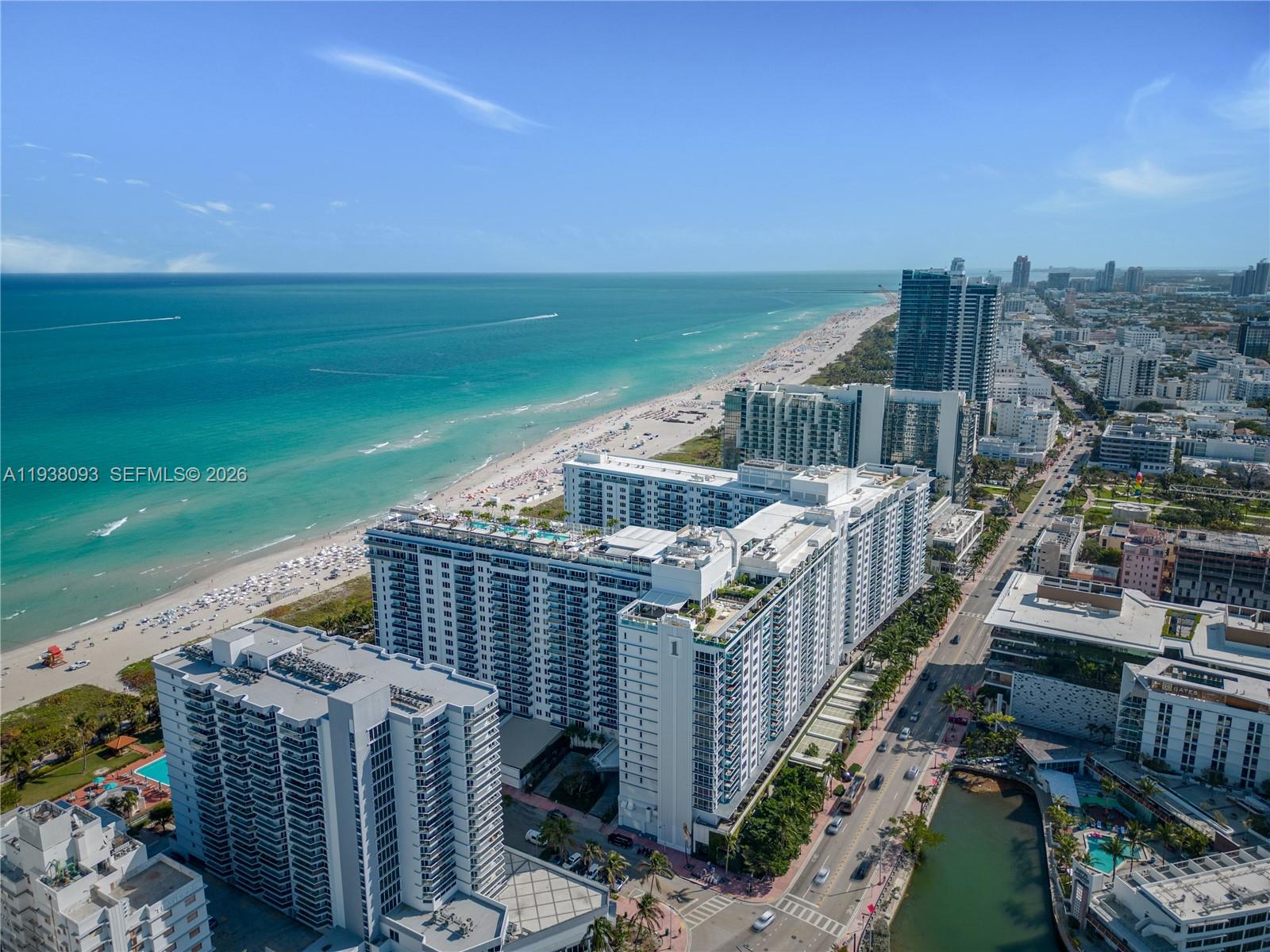 RONEY PALACE CONDO - Residential