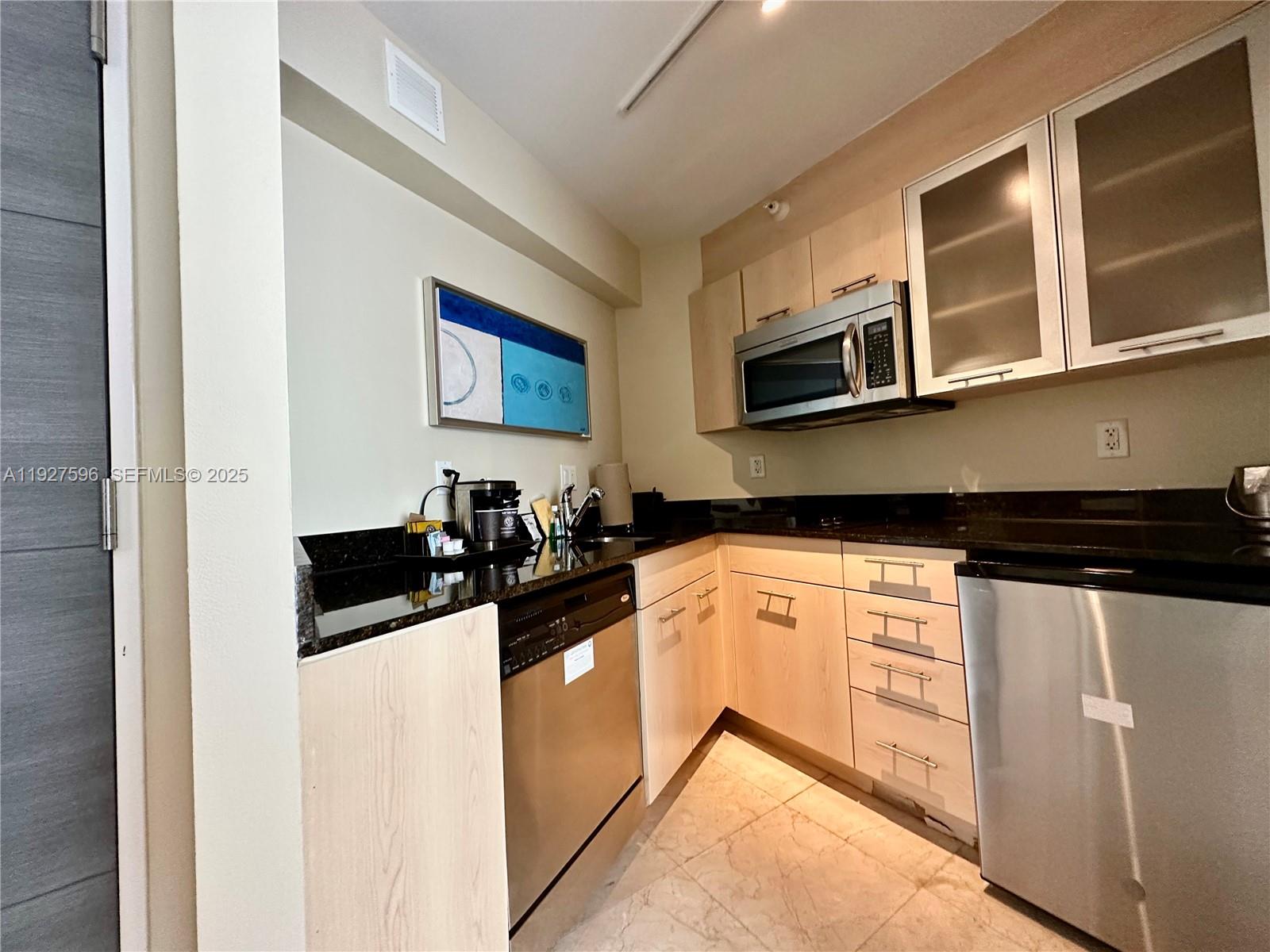 GALLERY ONE CONDO - Residential