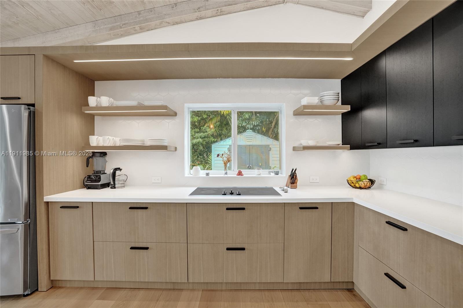 DAVIDE ISLE - Residential Lease