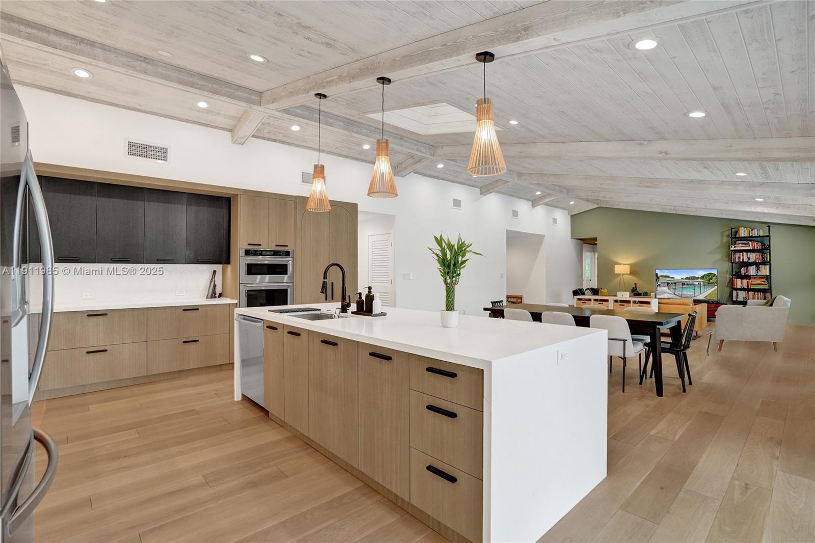DAVIDE ISLE - Residential Lease