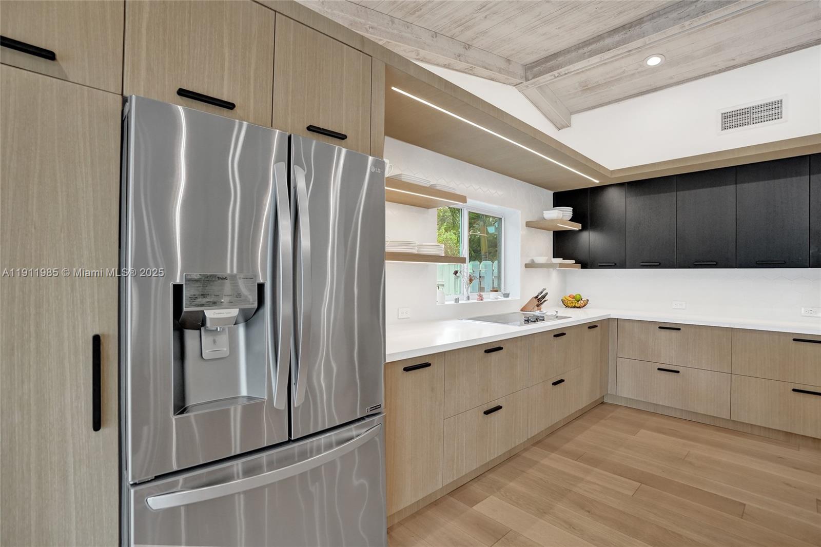 DAVIDE ISLE - Residential Lease