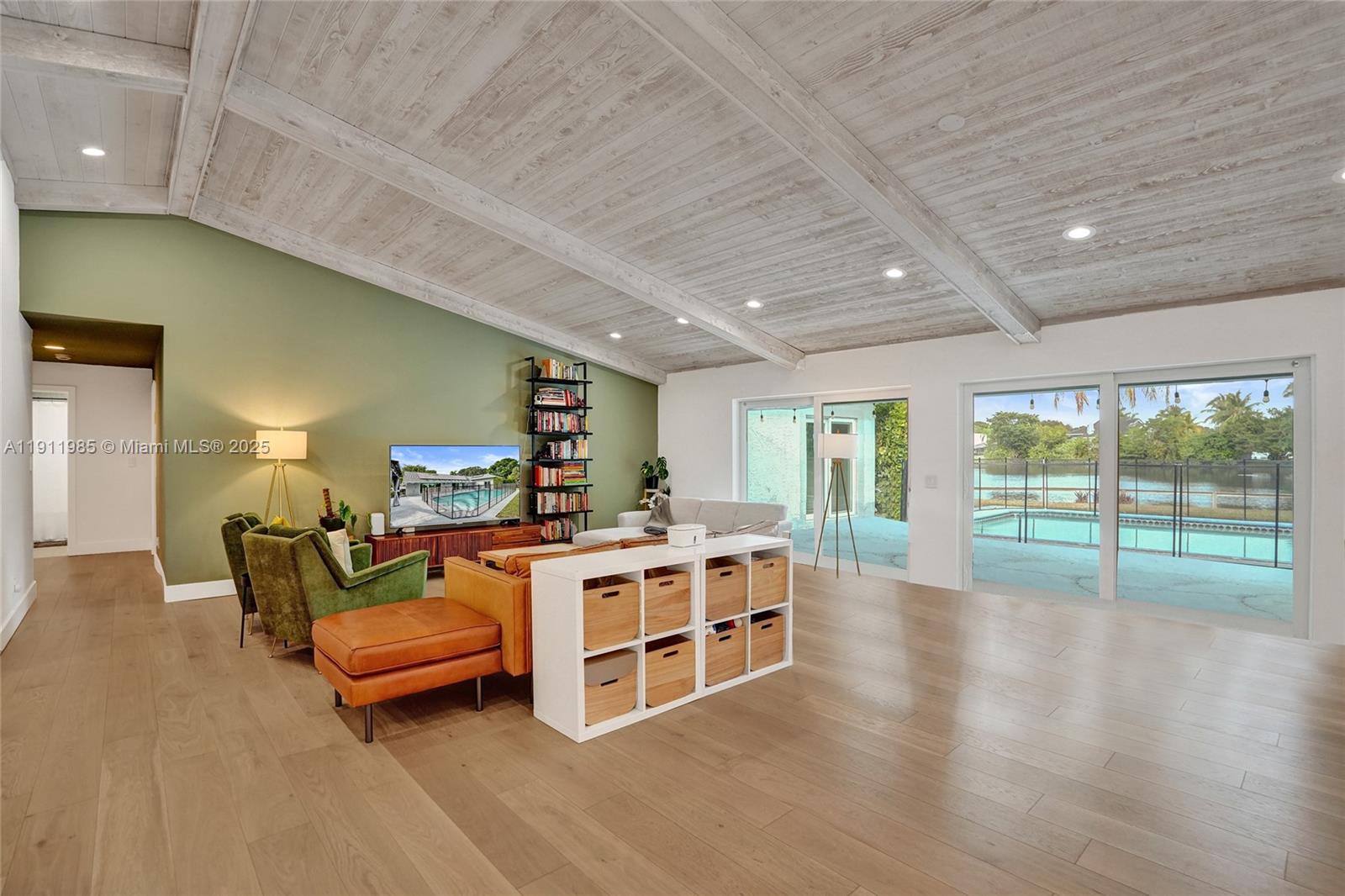 DAVIDE ISLE - Residential Lease