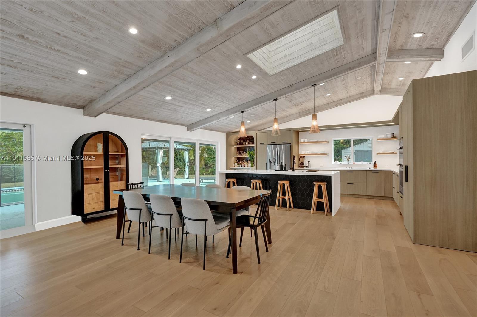 DAVIDE ISLE - Residential Lease