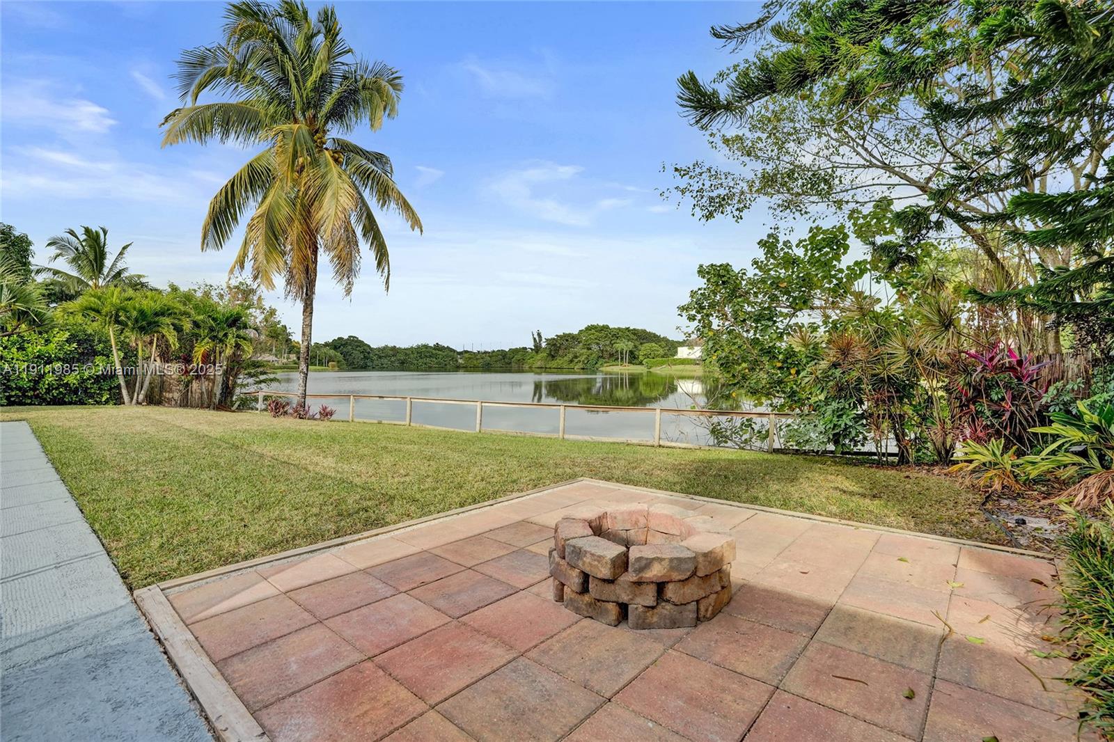 DAVIDE ISLE - Residential Lease