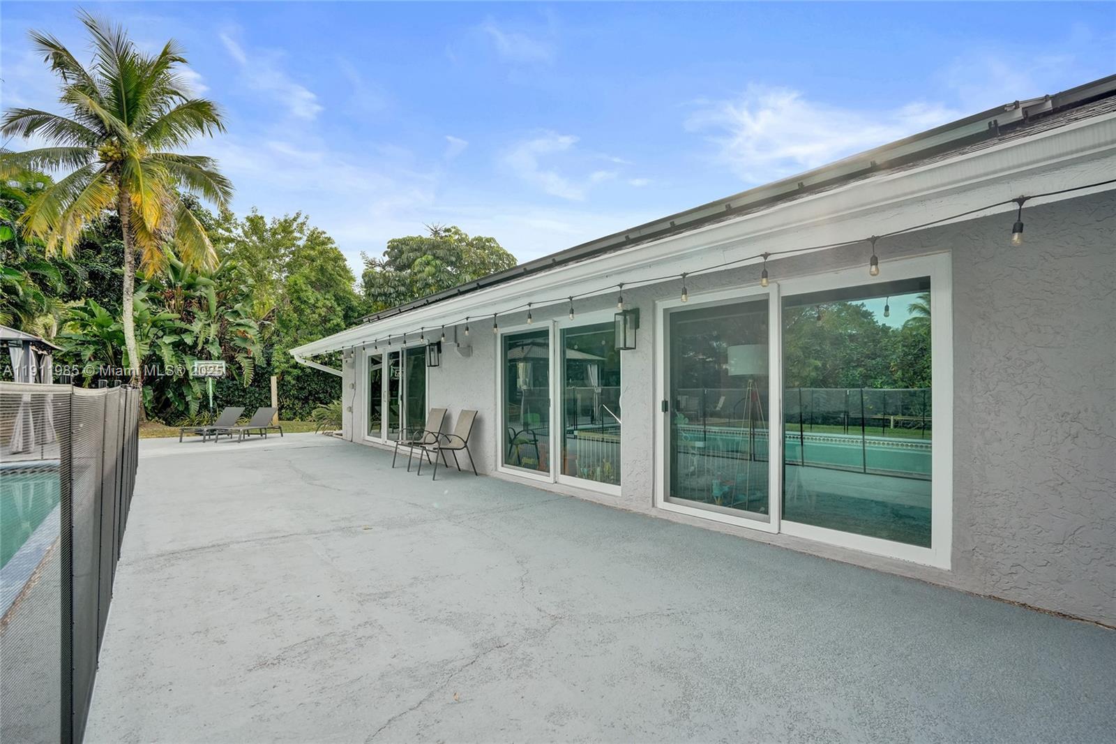 DAVIDE ISLE - Residential Lease