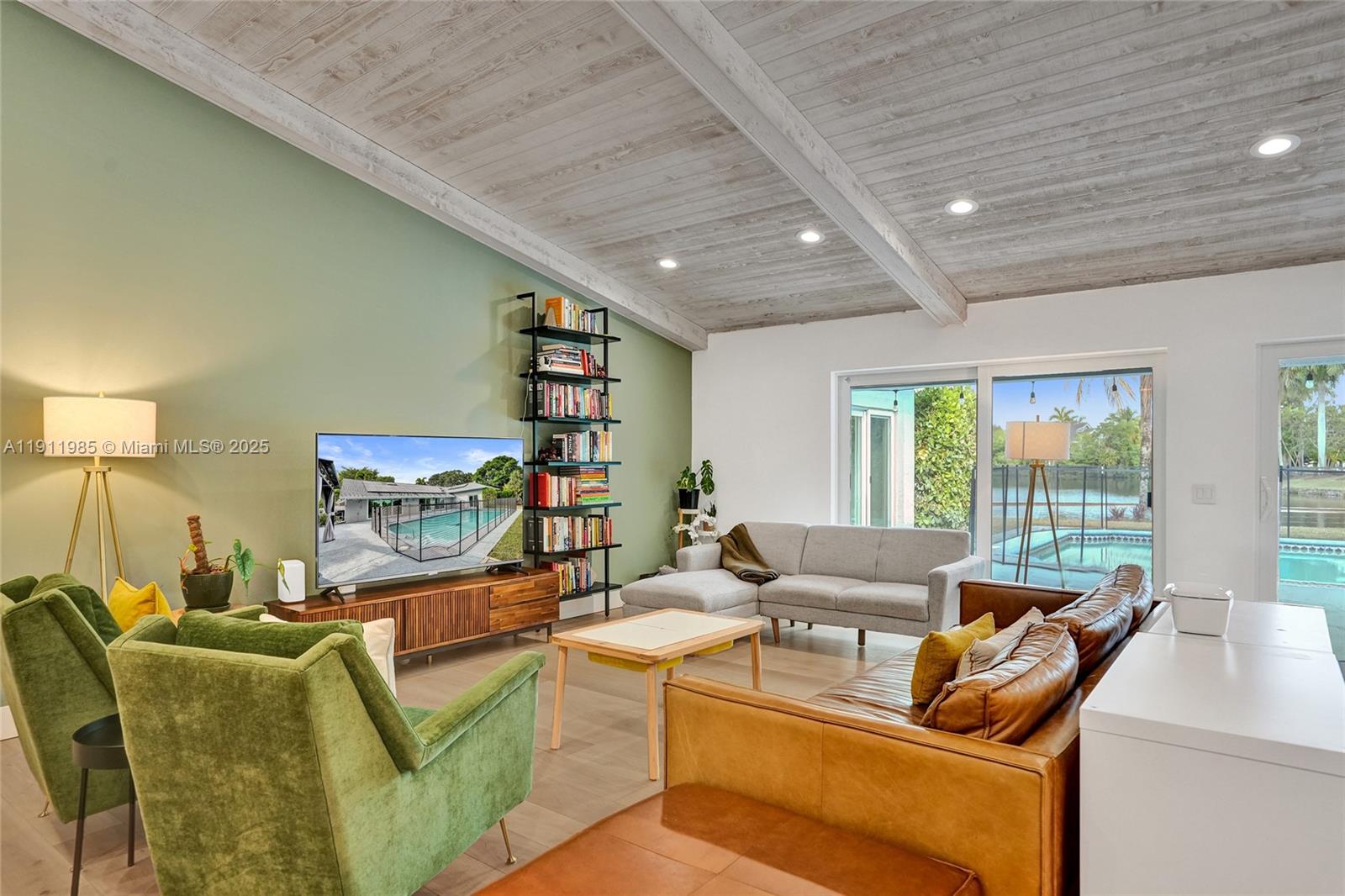 DAVIDE ISLE - Residential Lease