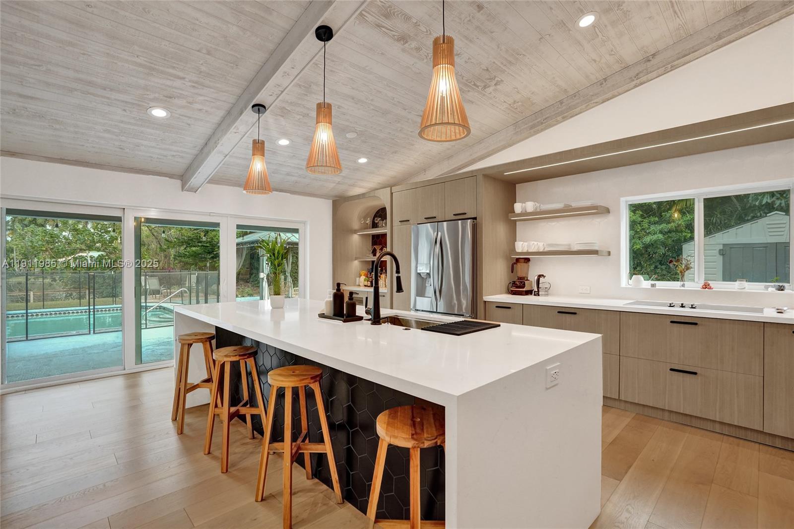 DAVIDE ISLE - Residential Lease