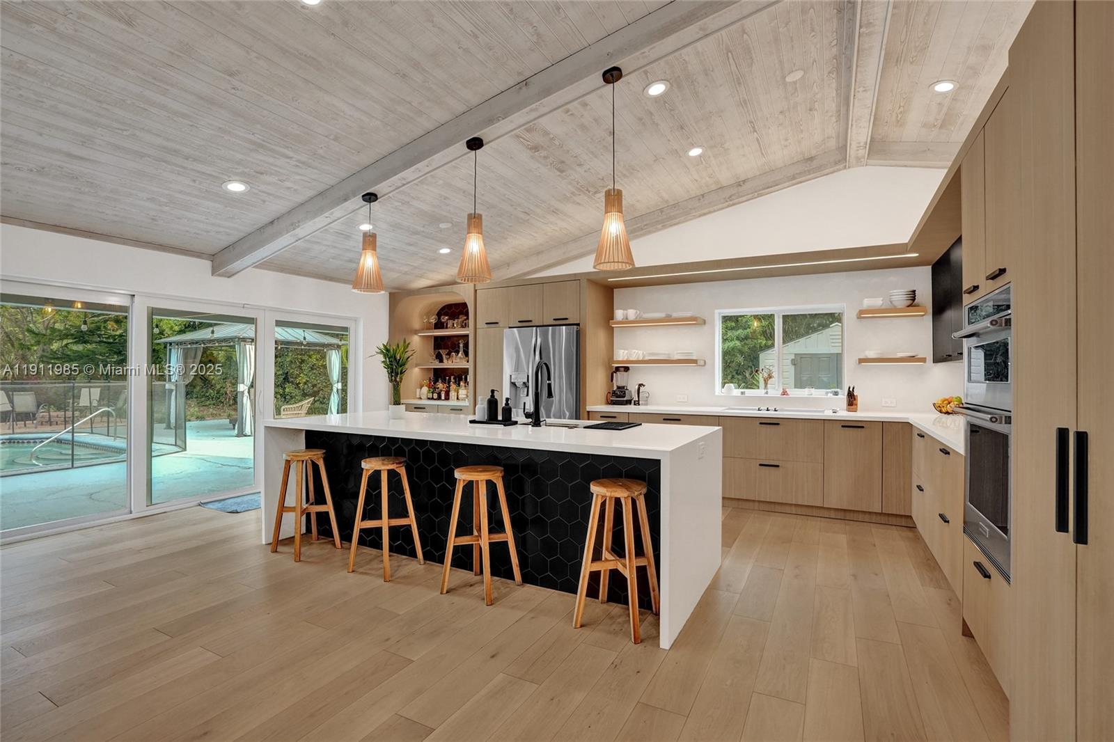 DAVIDE ISLE - Residential Lease