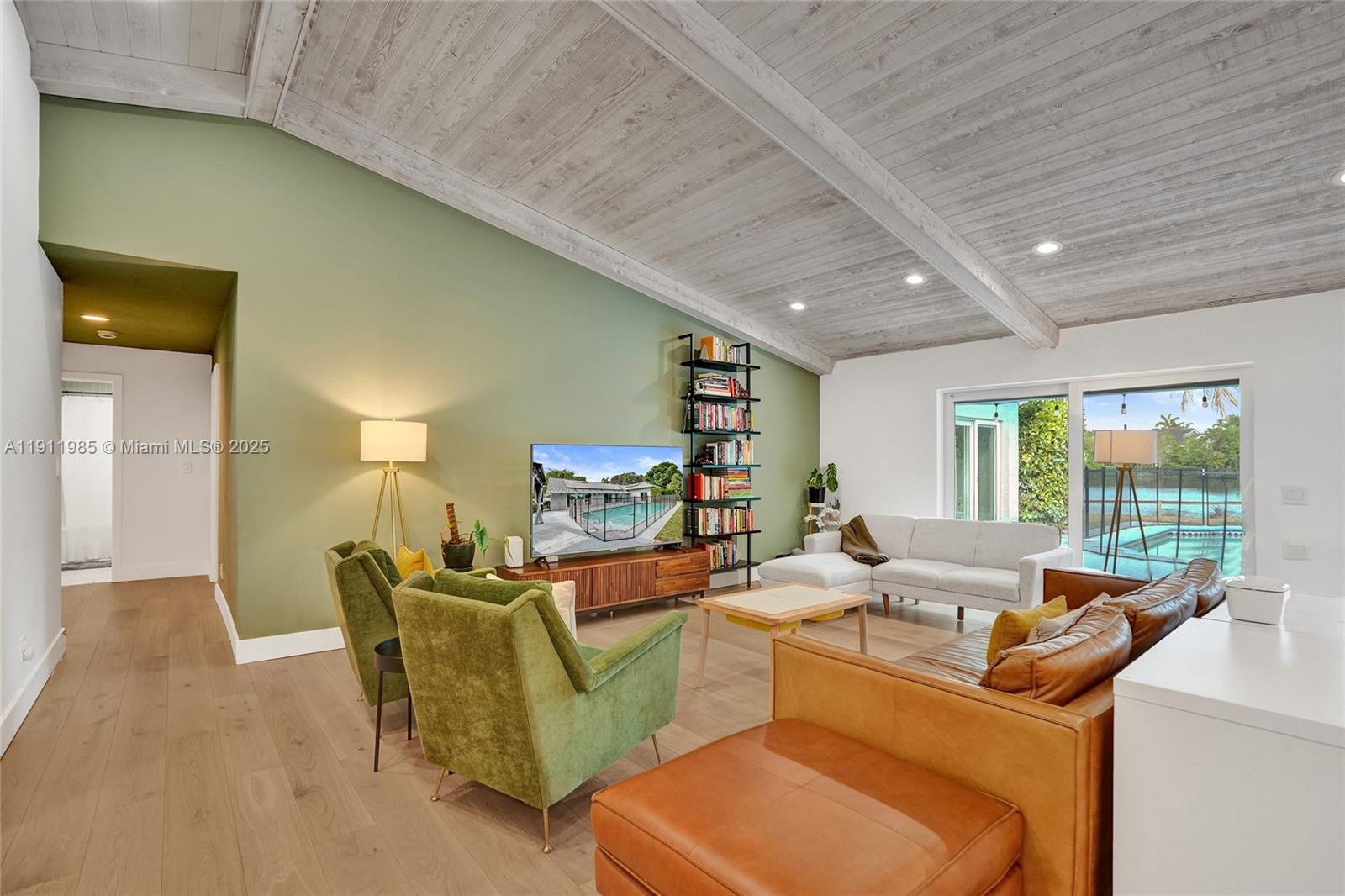 DAVIDE ISLE - Residential Lease