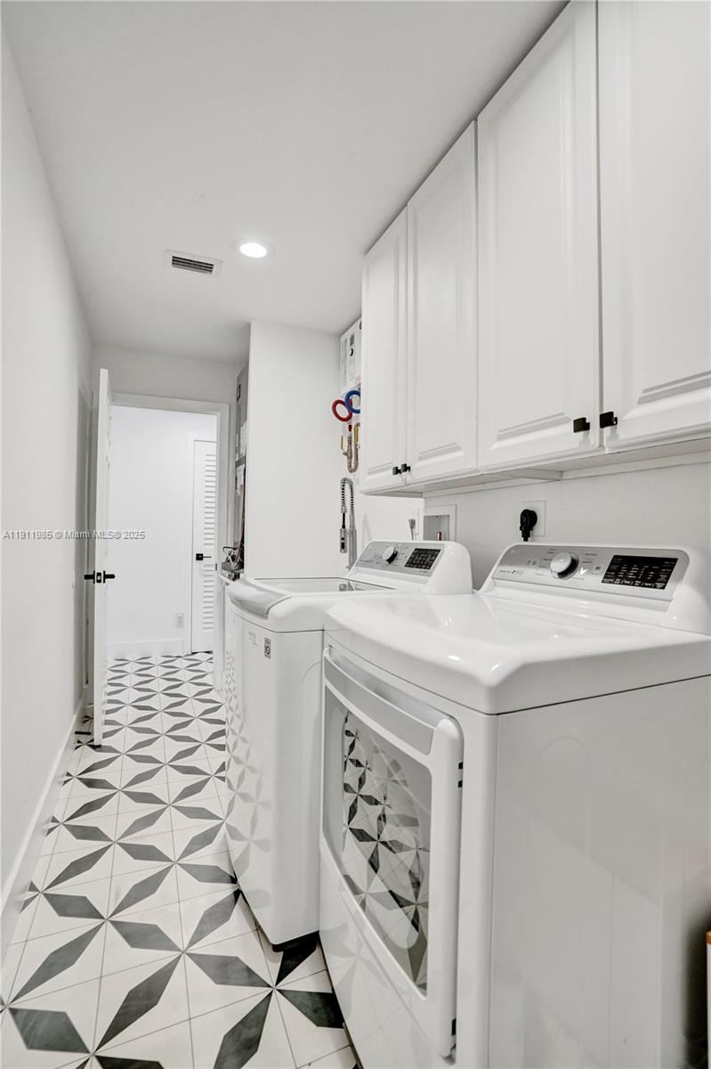 DAVIDE ISLE - Residential Lease