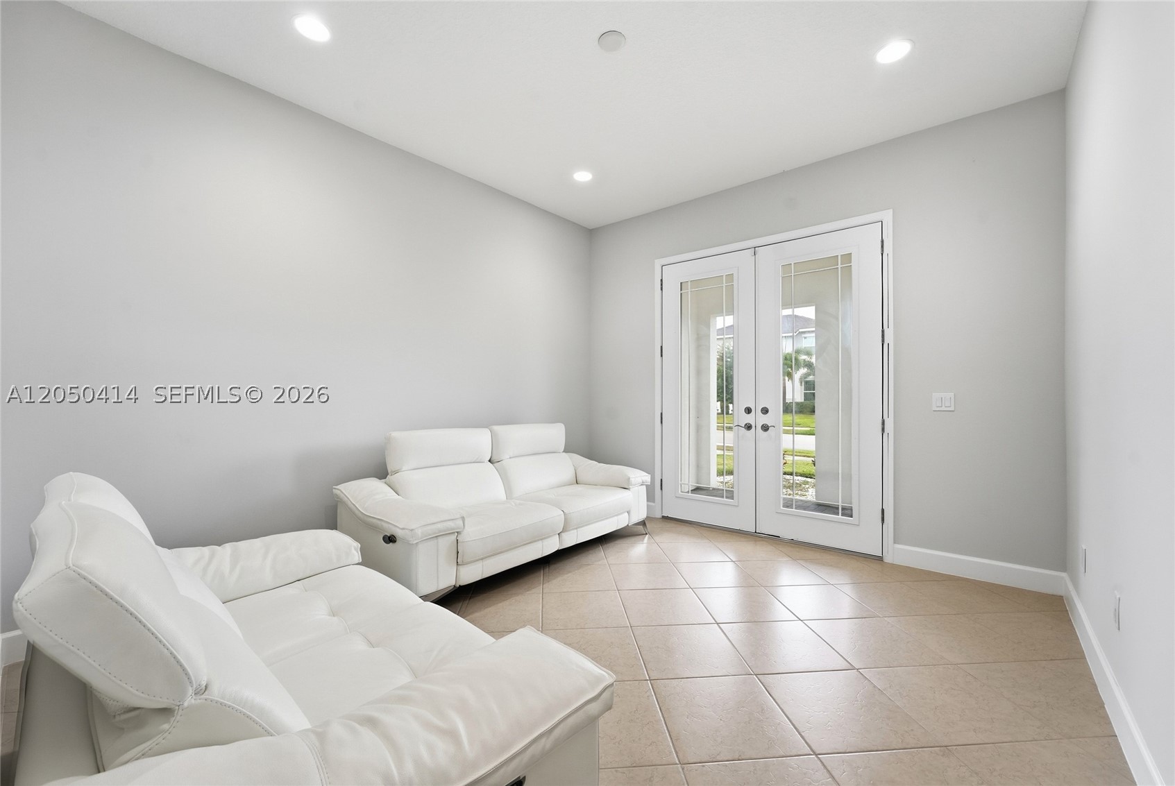 MEADOWS OF WESTLAKE - Residential Lease