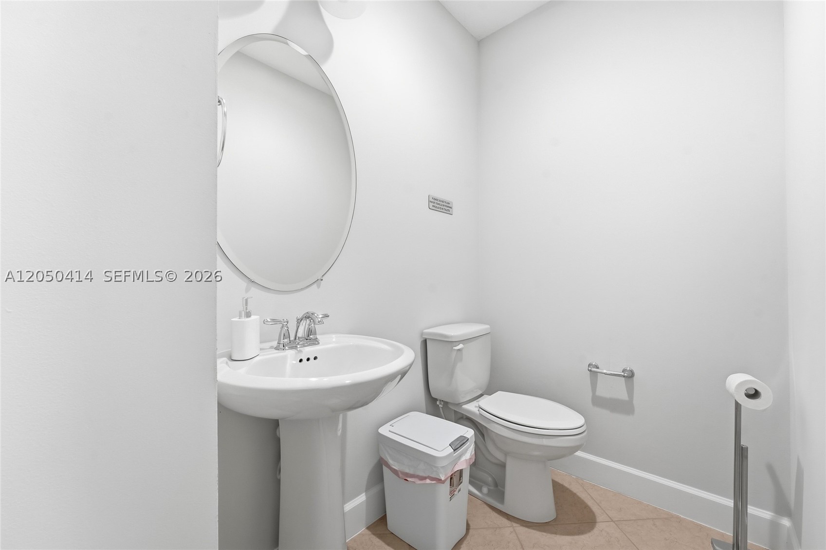 MEADOWS OF WESTLAKE - Residential Lease